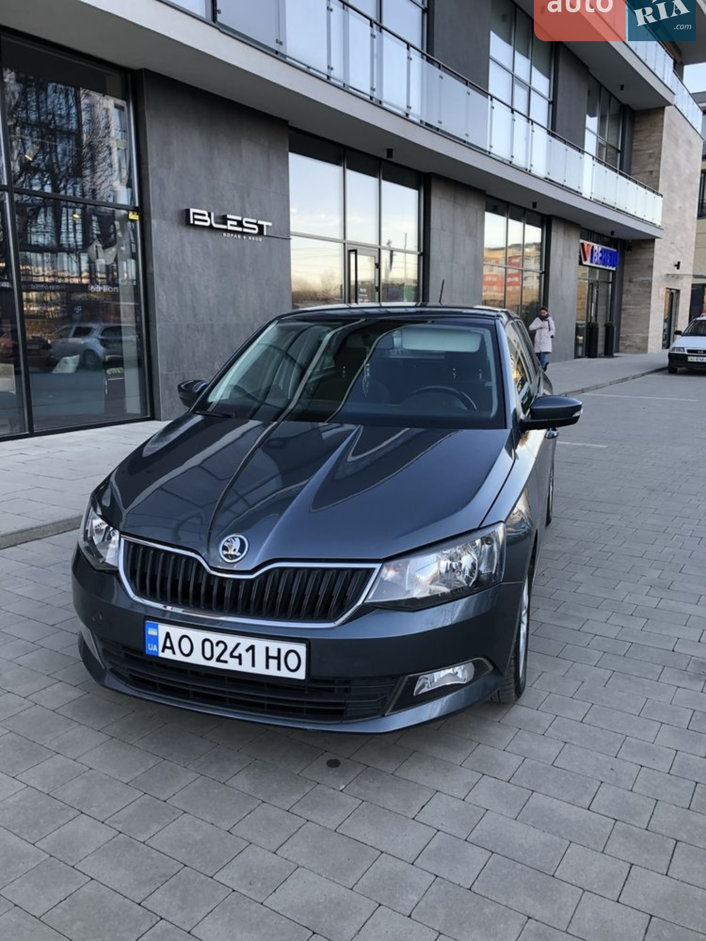 Skoda Fabia 2017 VIN TMBJB6NJ2JZ101900 фото оголошення 2 з 11