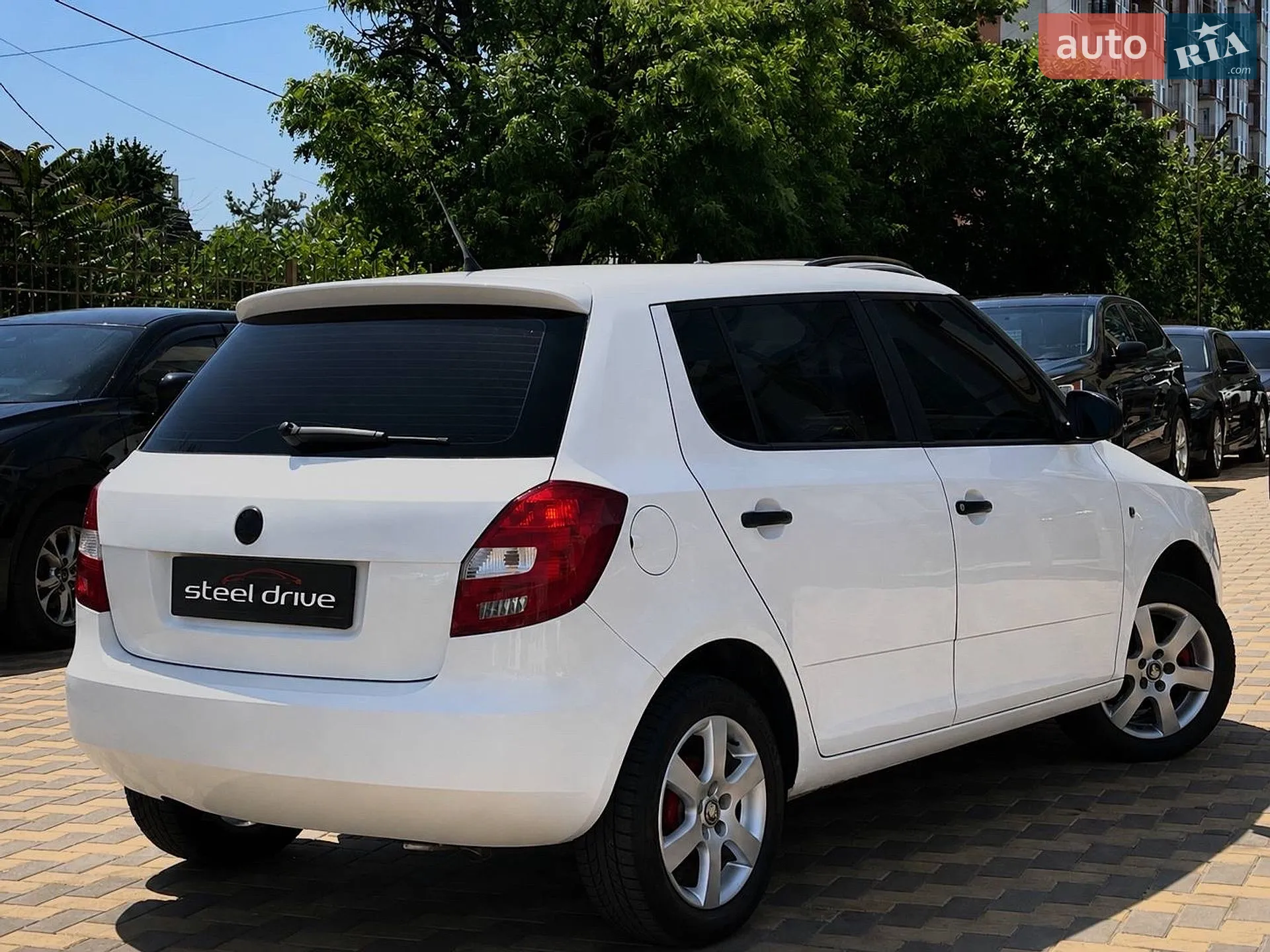 2010 Skoda Fabia - мініатюра 6