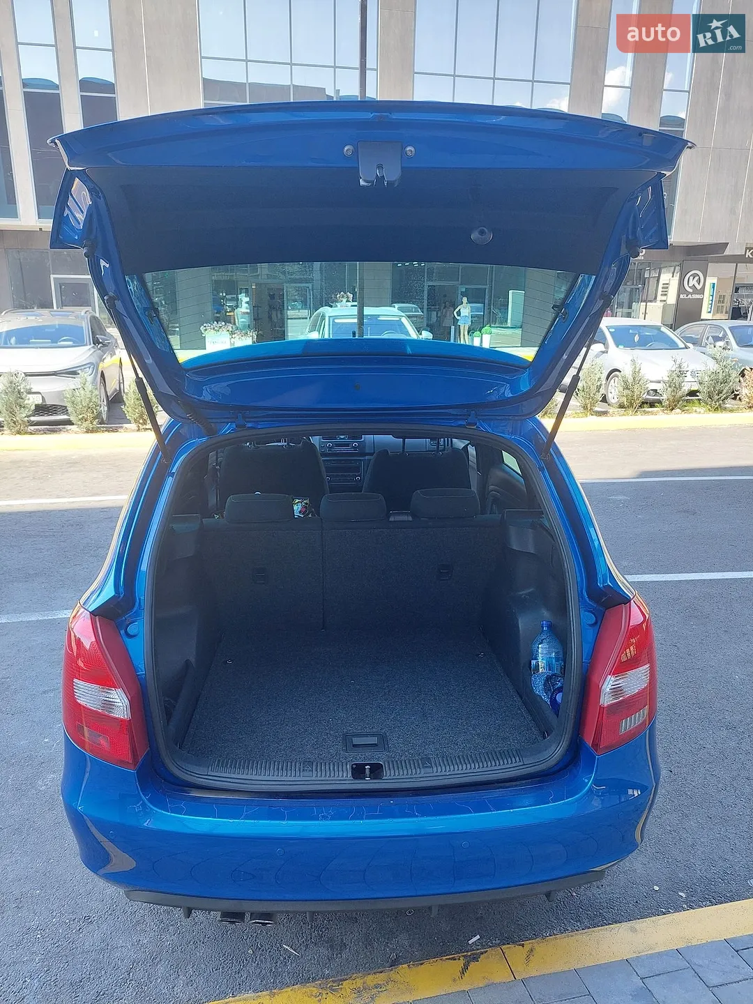 2011 Skoda Fabia - мініатюра 12
