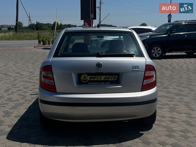 Хэтчбек Skoda Fabia 2006 в Мукачево
