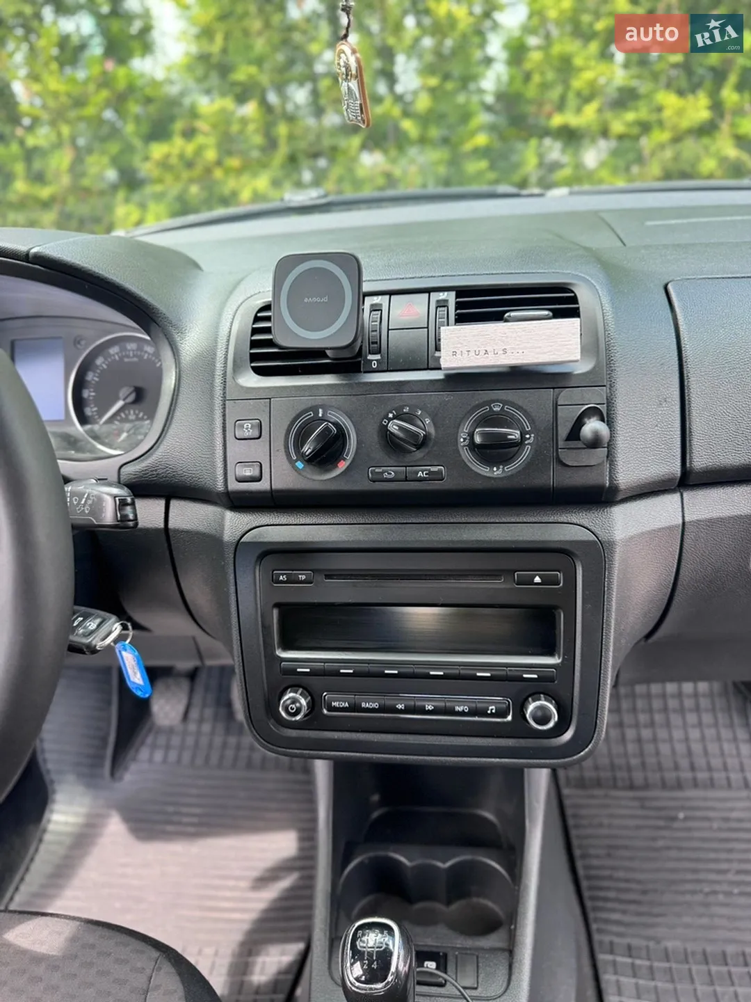2013 Skoda Fabia - мініатюра 22