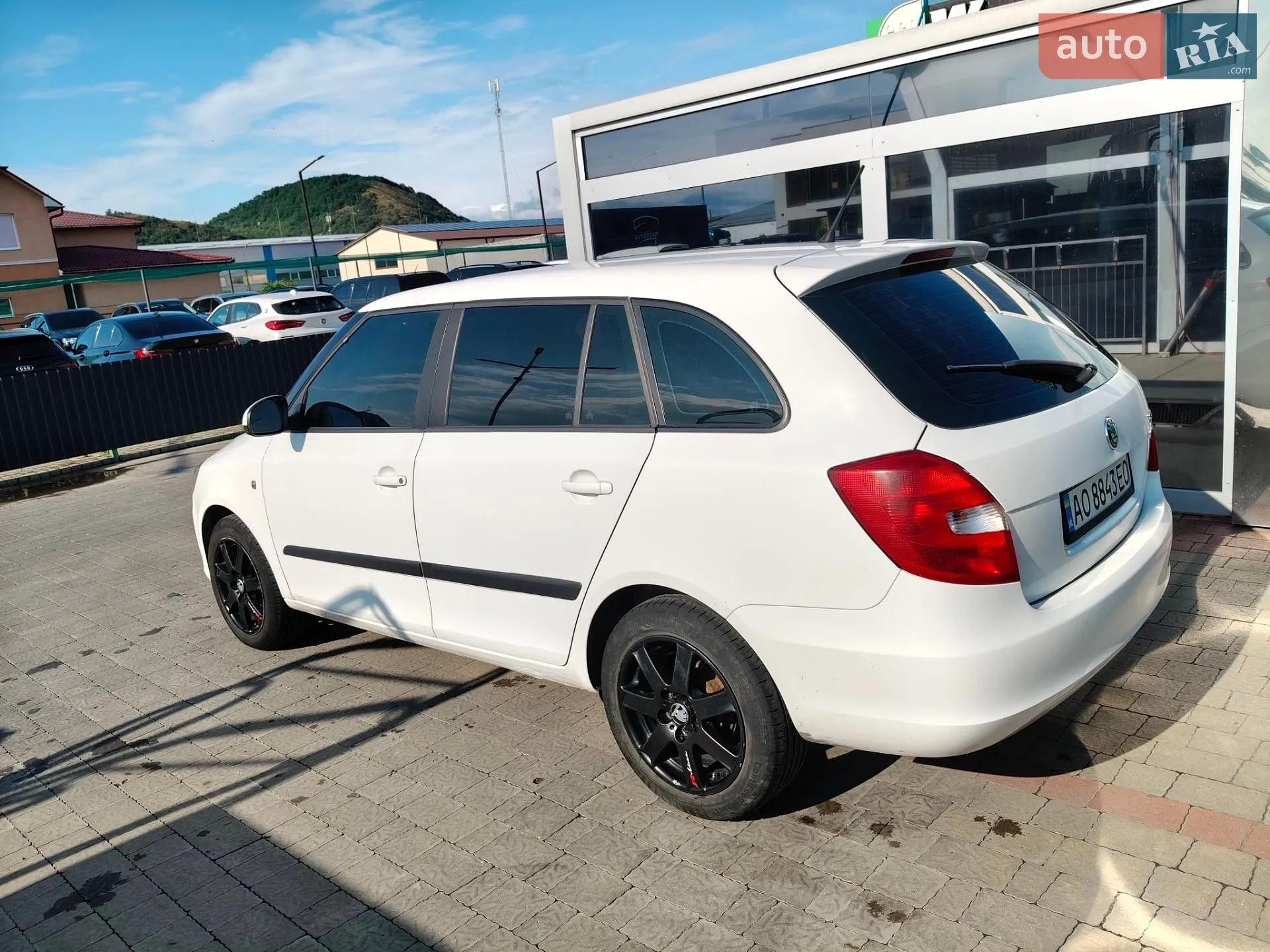 2012 Skoda Fabia - мініатюра 8