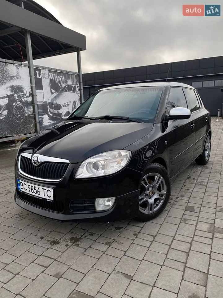 2010 Skoda Fabia - мініатюра 15
