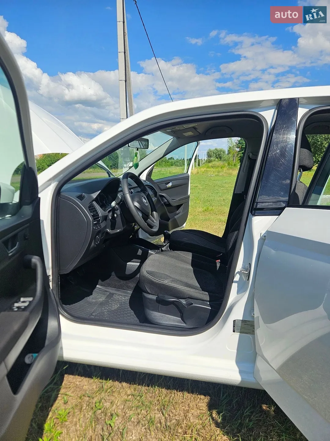 2019 Skoda Fabia - мініатюра 3