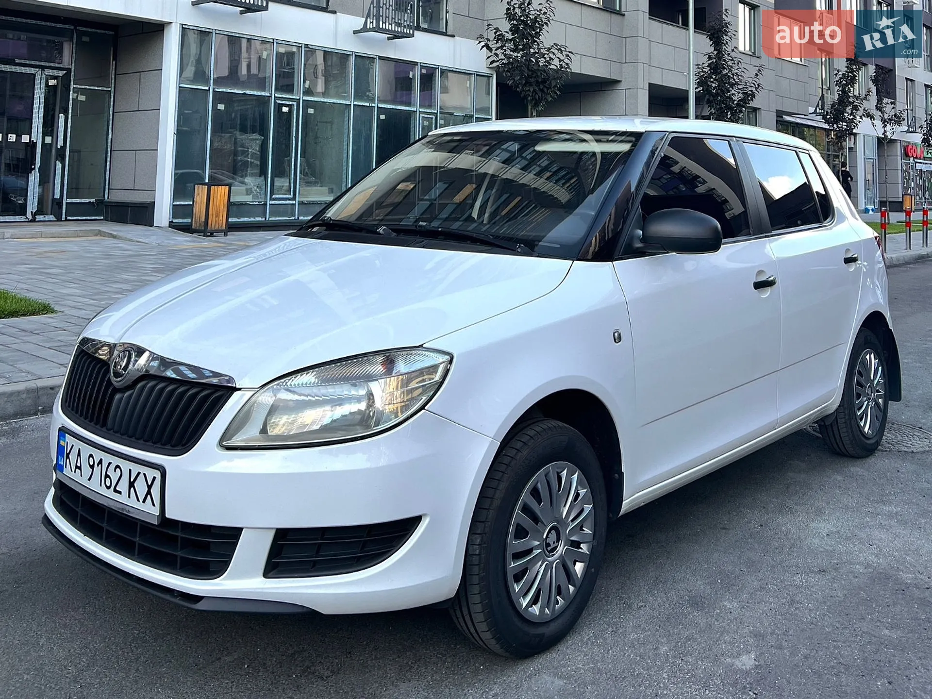2013 Skoda Fabia - мініатюра 2