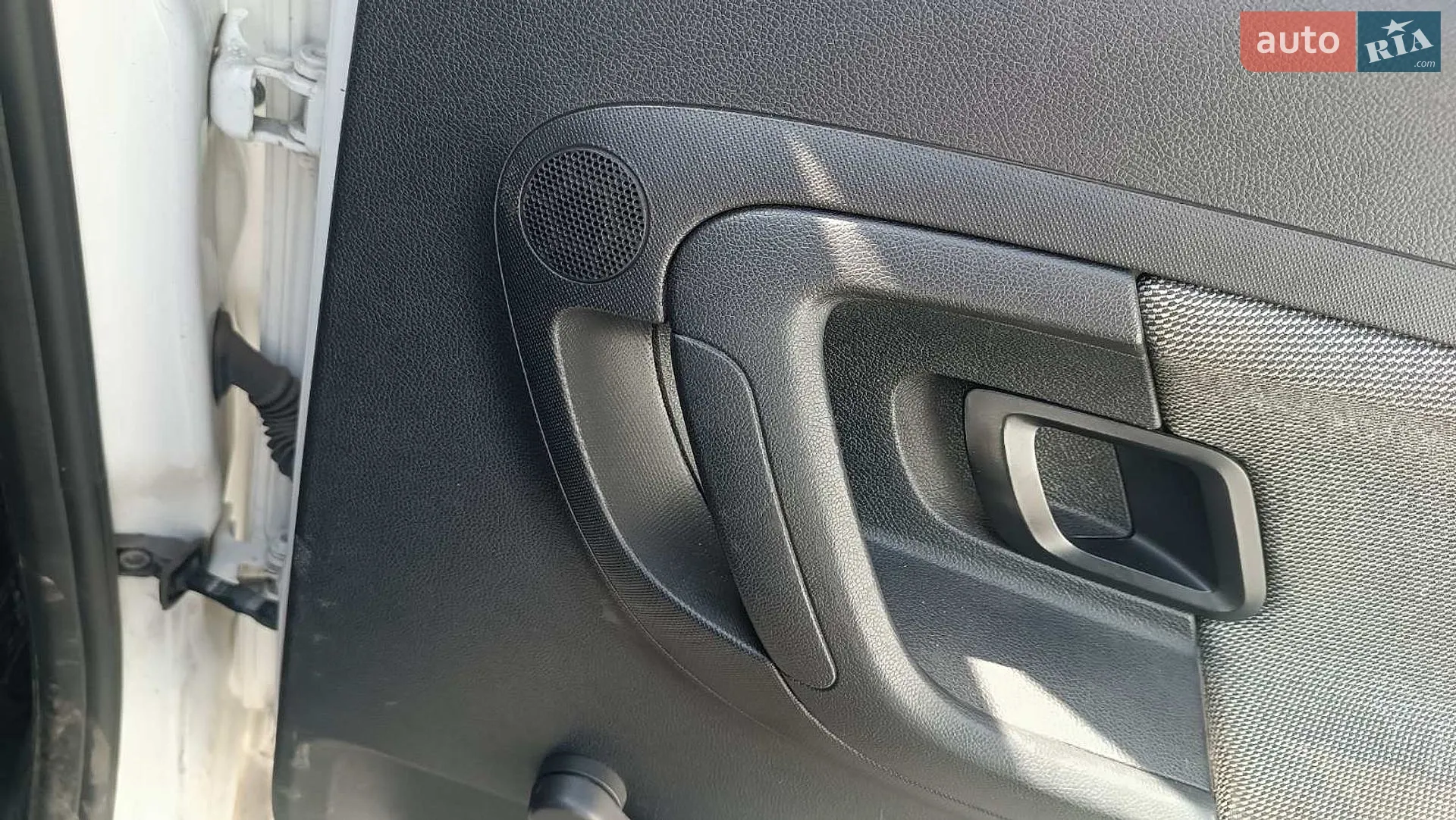 2014 Skoda Fabia - мініатюра 10