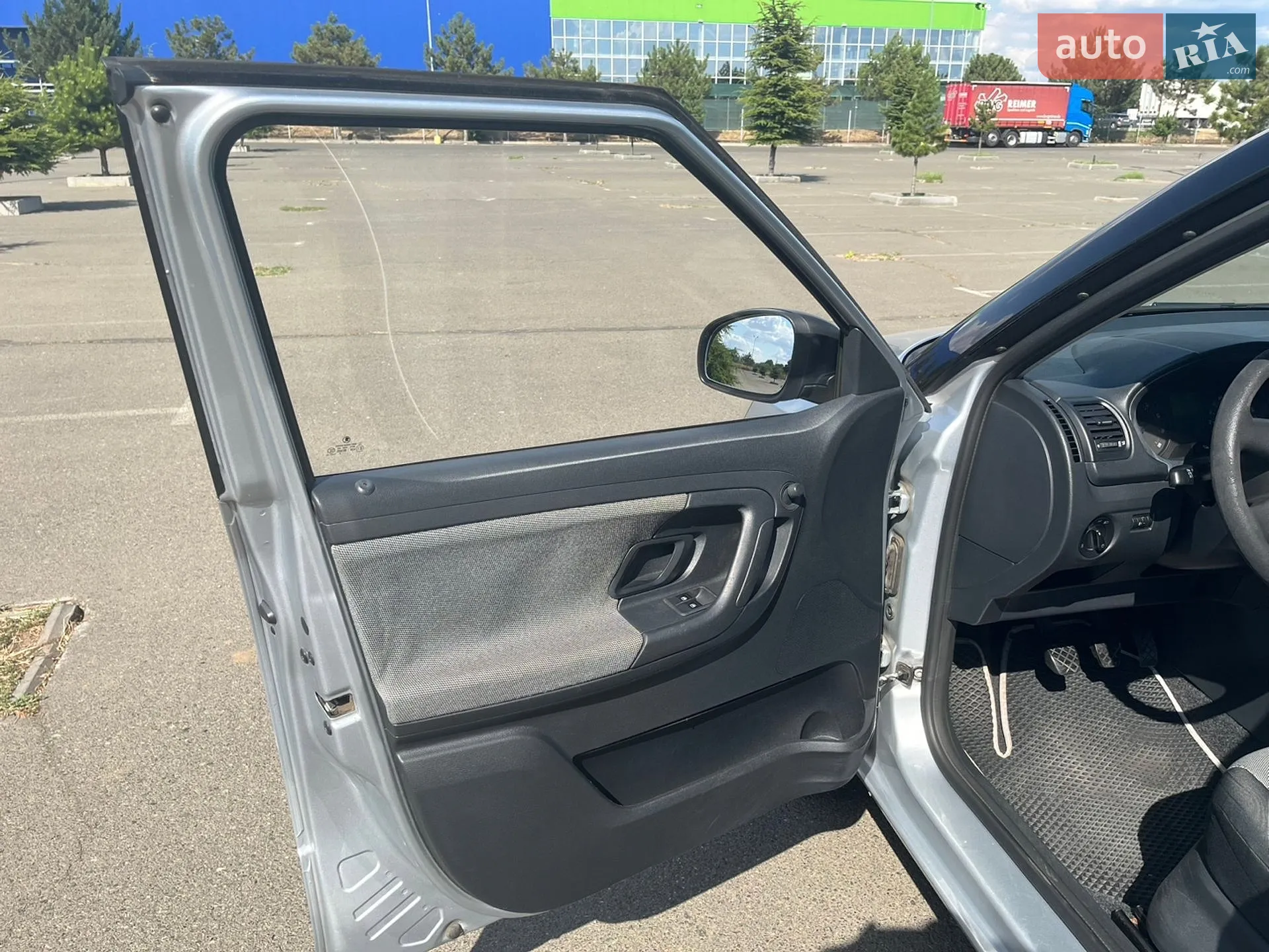 2012 Skoda Fabia - мініатюра 22