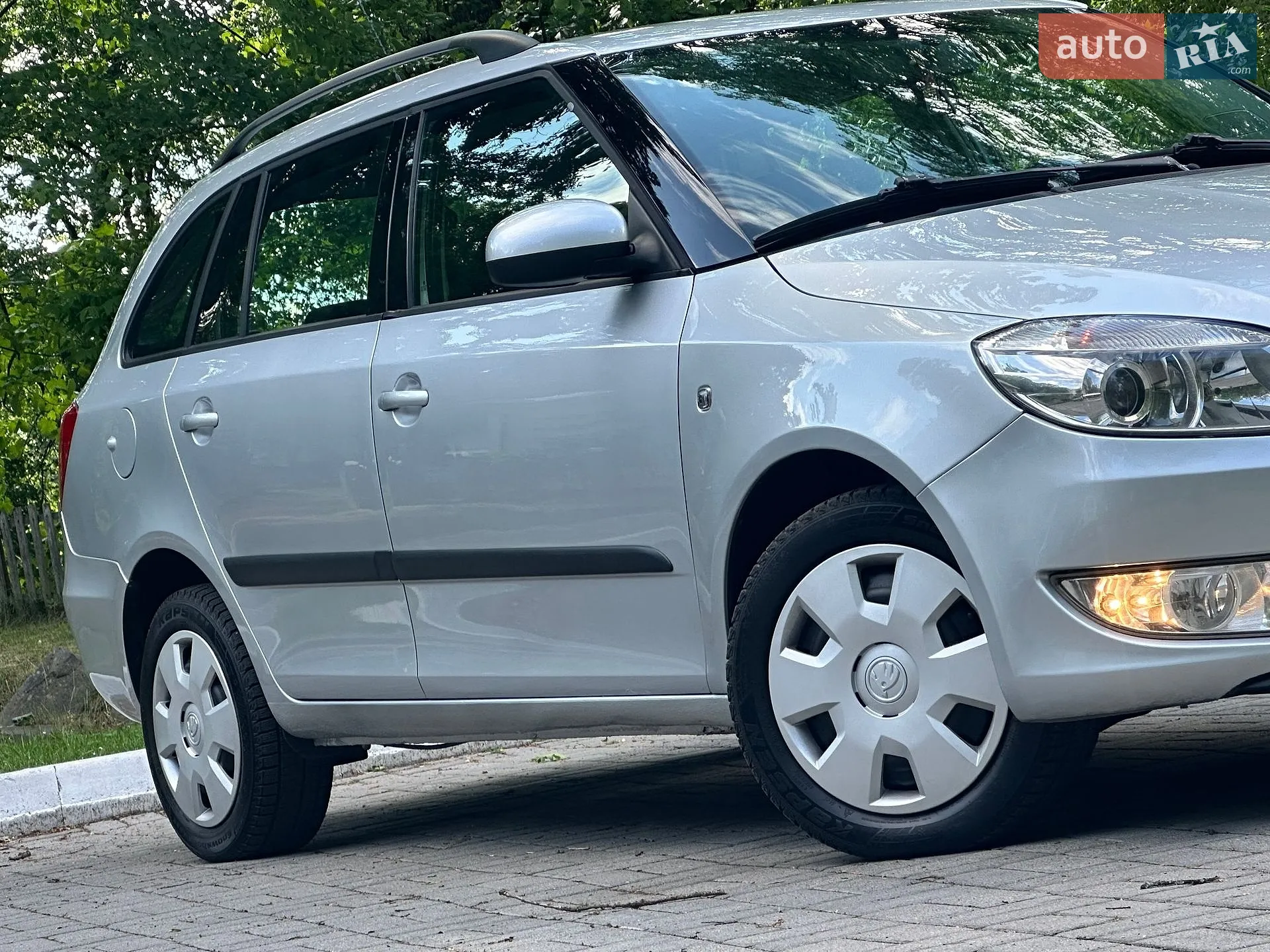 2010 Skoda Fabia - мініатюра 11
