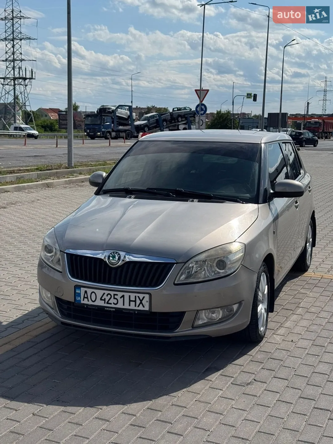 2011 Skoda Fabia - фото 1