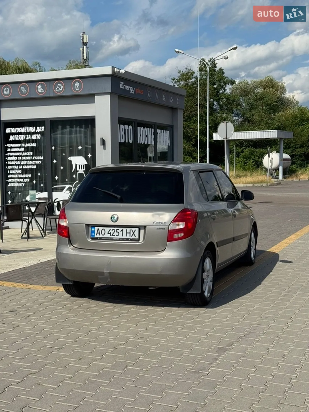 2011 Skoda Fabia - мініатюра 5