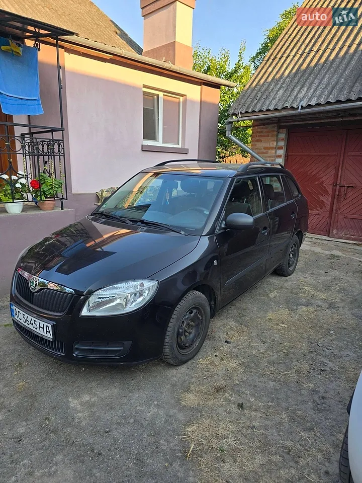 2010 Skoda Fabia - мініатюра 18