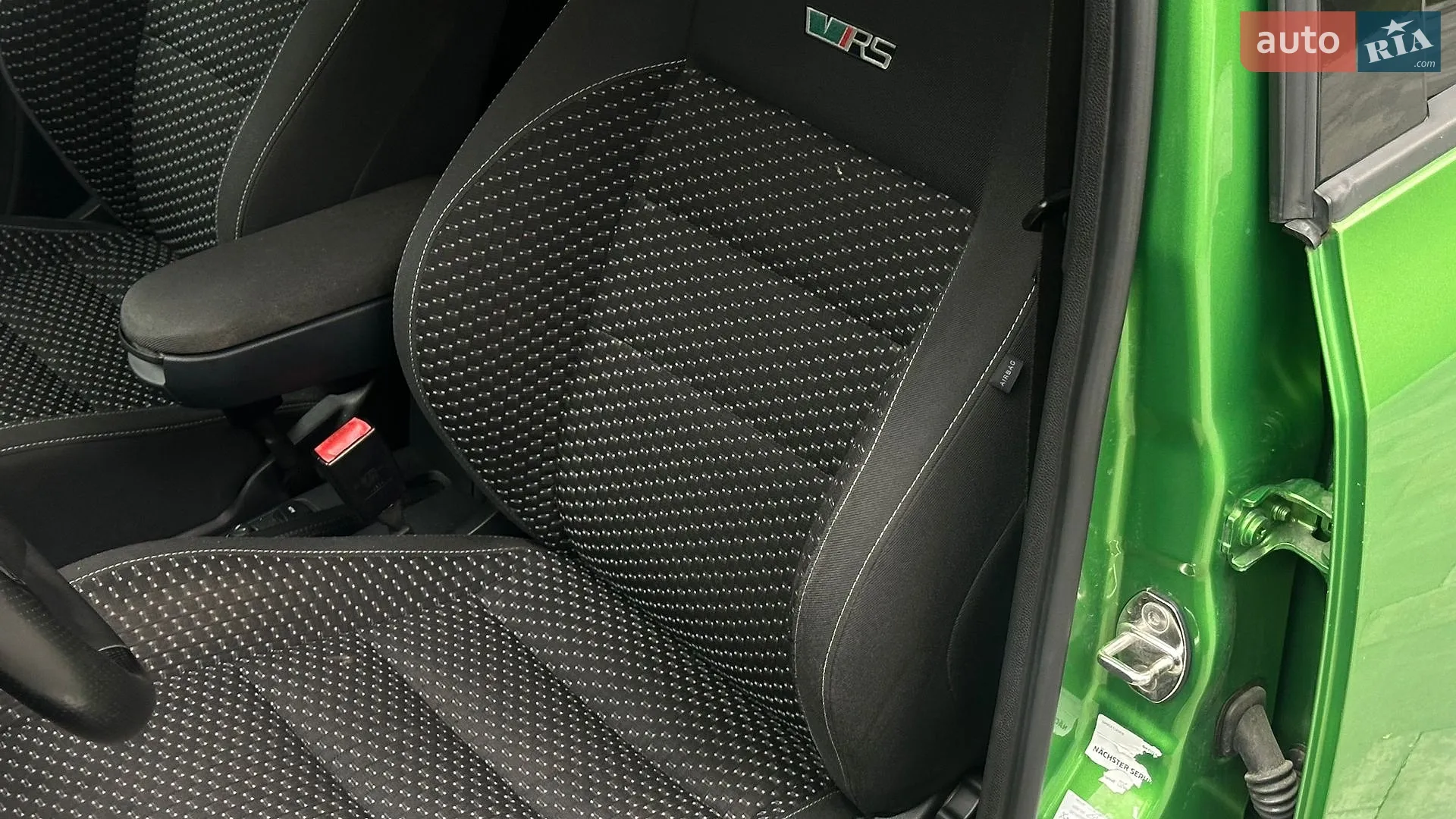 2010 Skoda Fabia - мініатюра 56