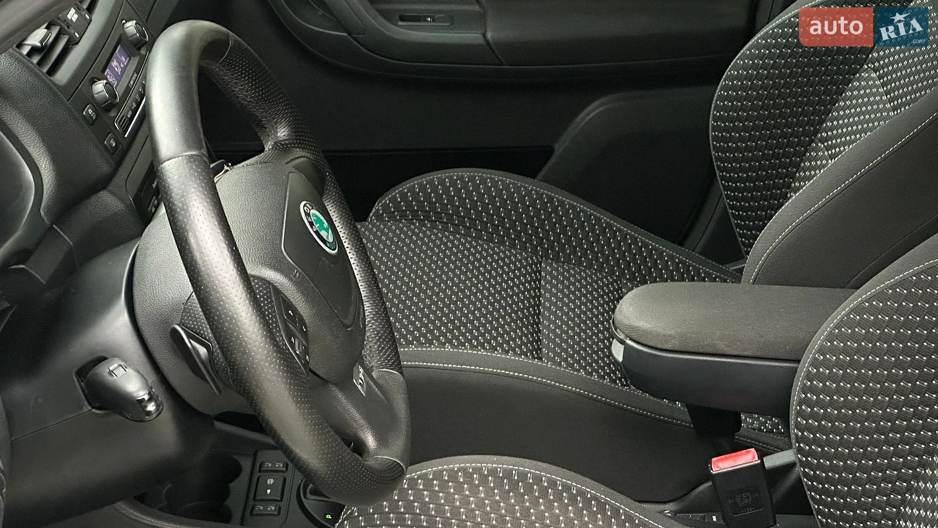2010 Skoda Fabia - мініатюра 58