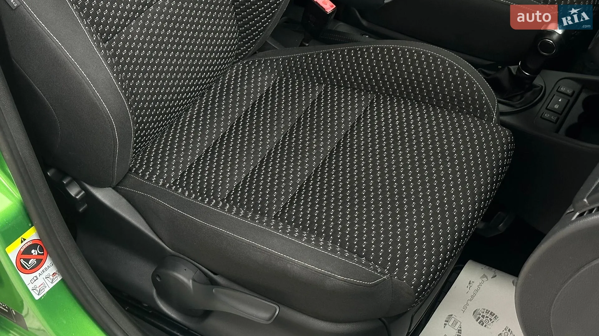 2010 Skoda Fabia - мініатюра 74