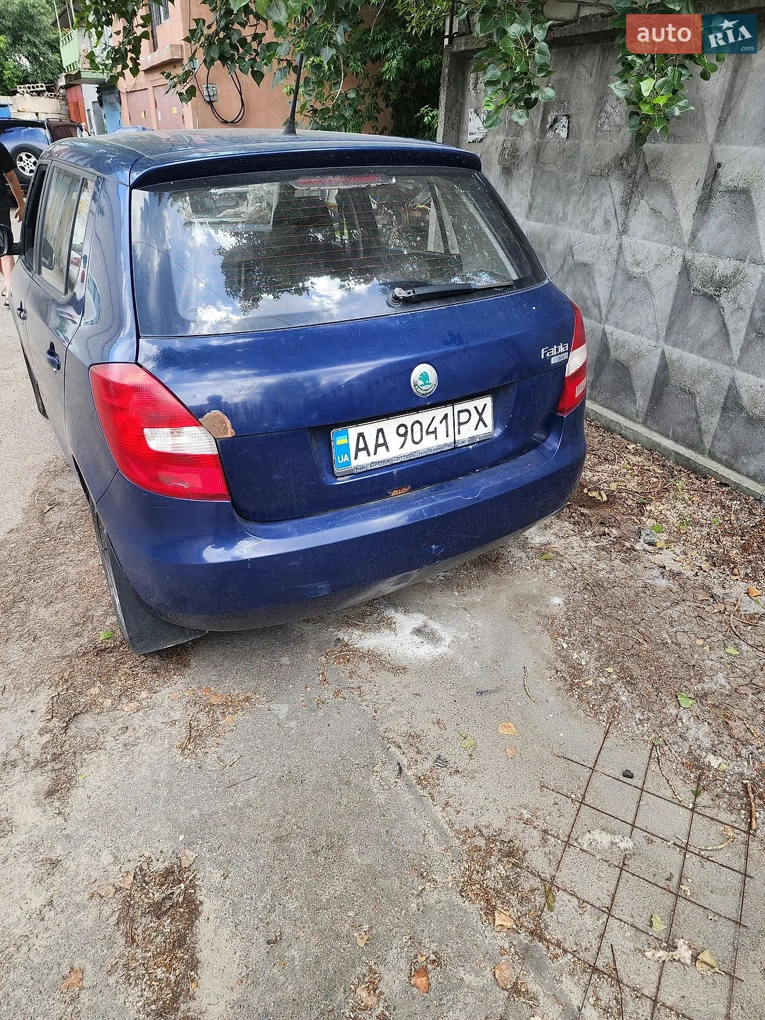 2010 Skoda Fabia - мініатюра 2