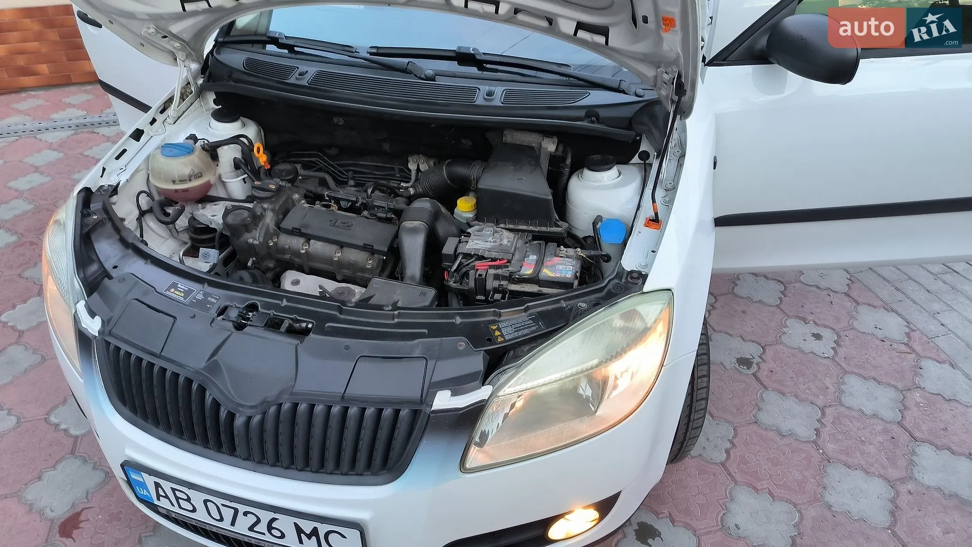 2010 Skoda Fabia - мініатюра 20