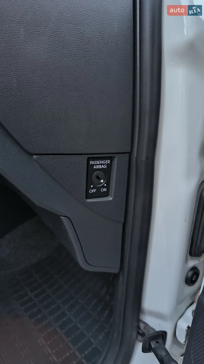 2010 Skoda Fabia - мініатюра 27