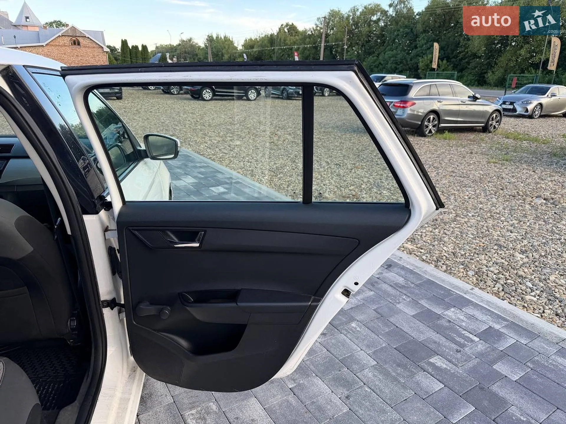 2015 Skoda Fabia - мініатюра 25