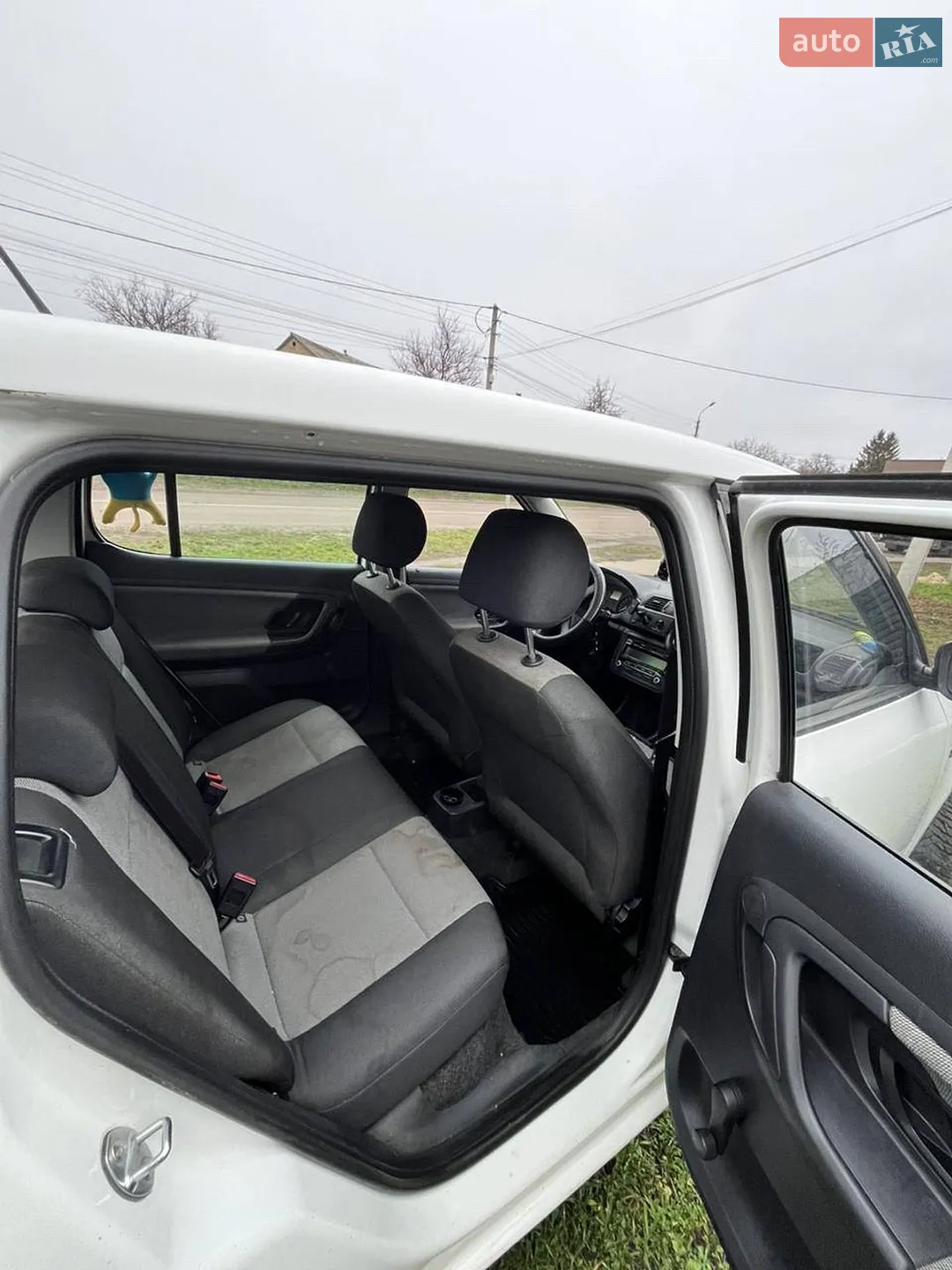 2012 Skoda Fabia - мініатюра 6
