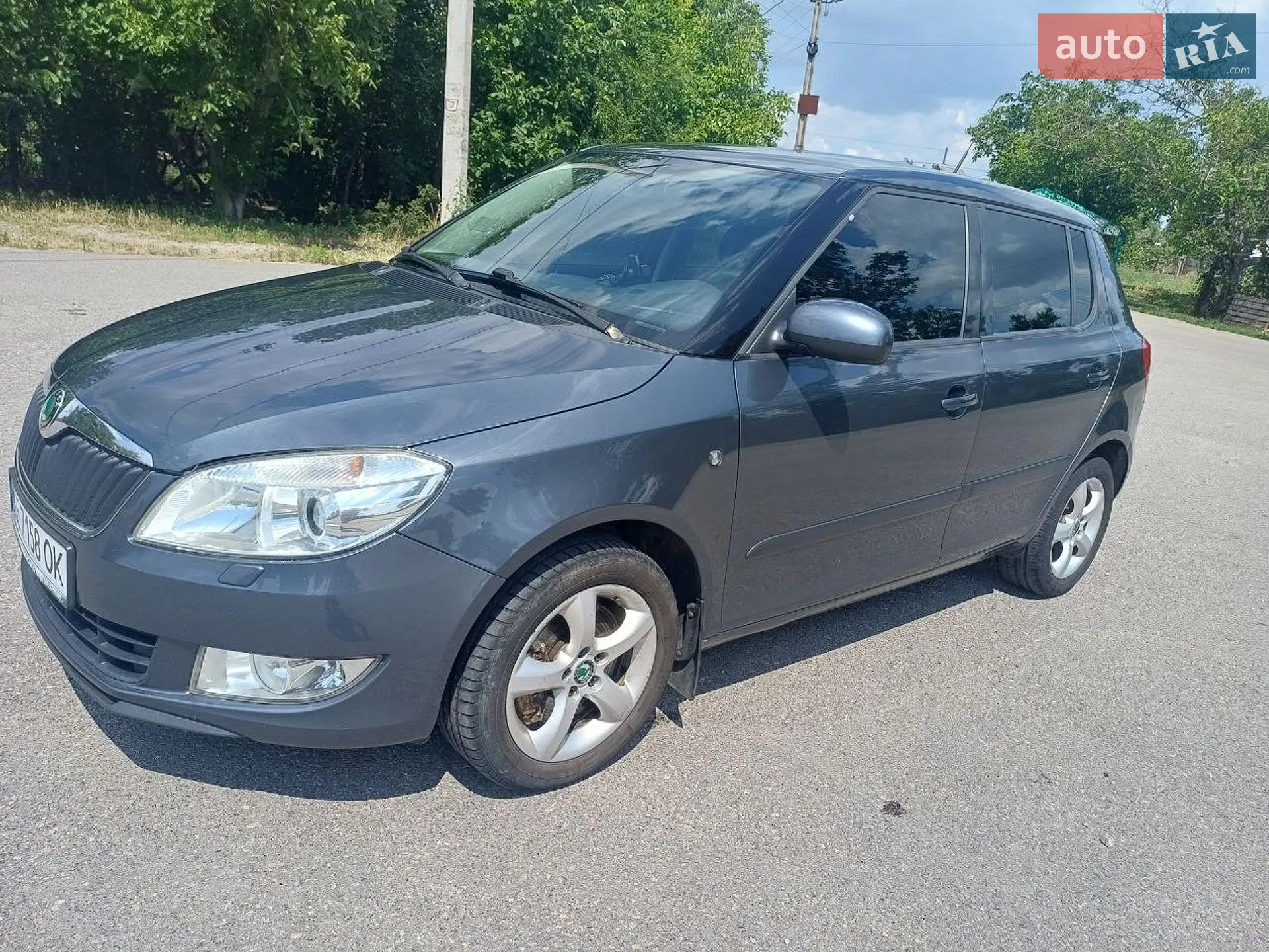 2010 Skoda Fabia - мініатюра 2