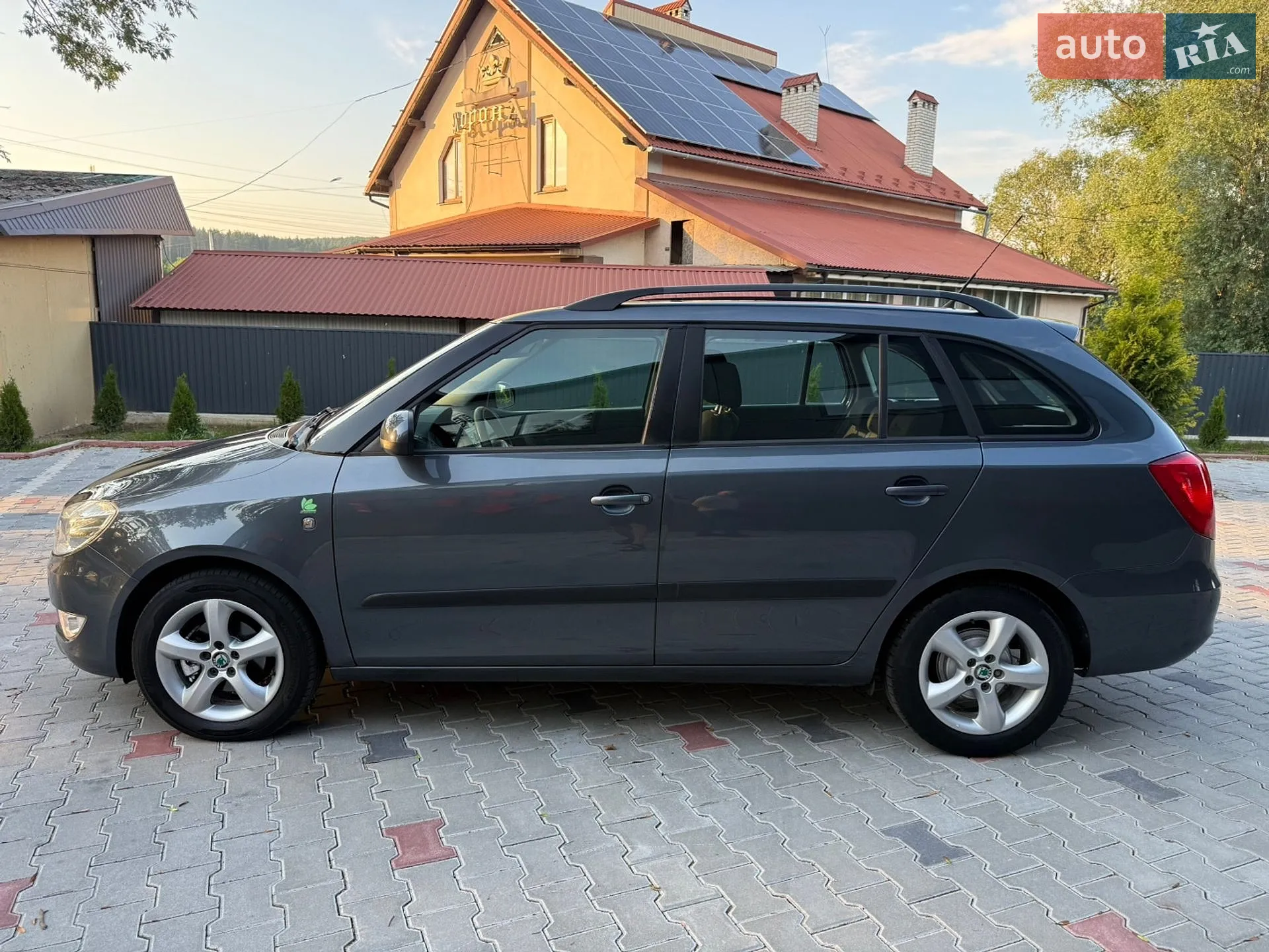 2011 Skoda Fabia - мініатюра 5