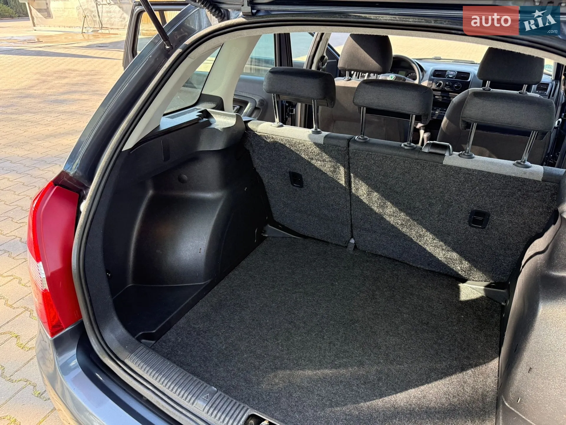 2010 Skoda Fabia - мініатюра 91