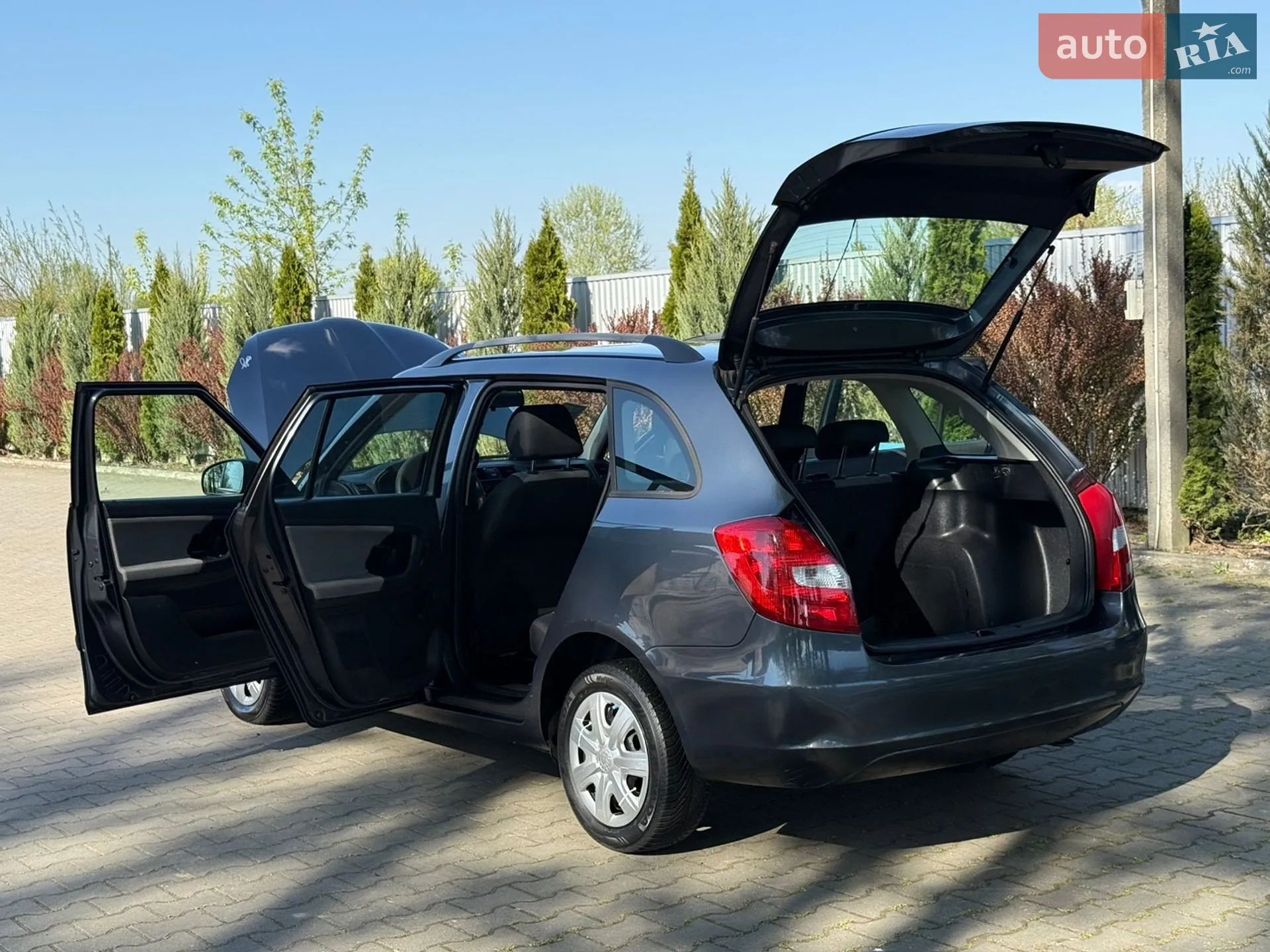 2010 Skoda Fabia - мініатюра 105