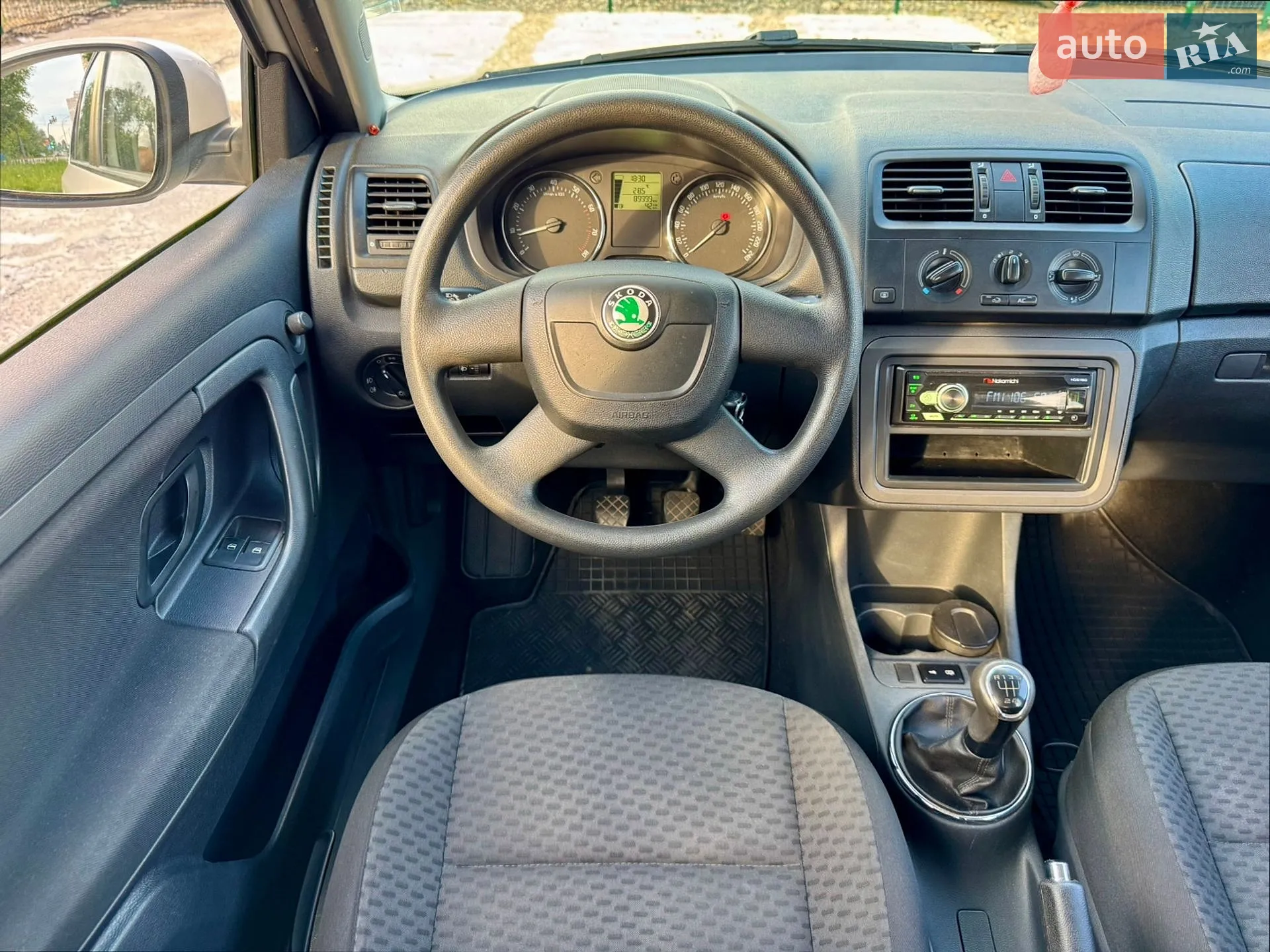 2012 Skoda Fabia - мініатюра 13
