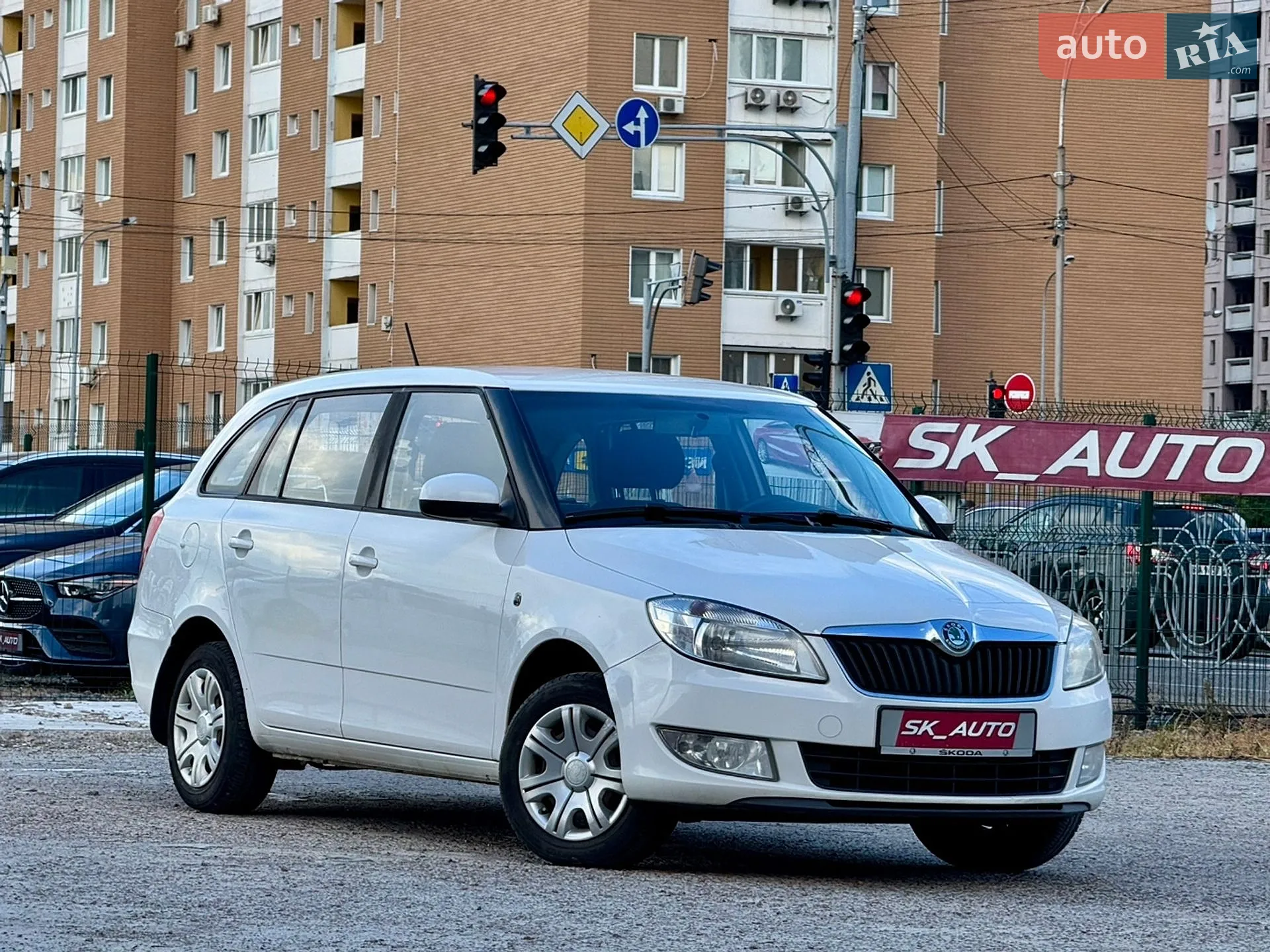 2012 Skoda Fabia - мініатюра 56