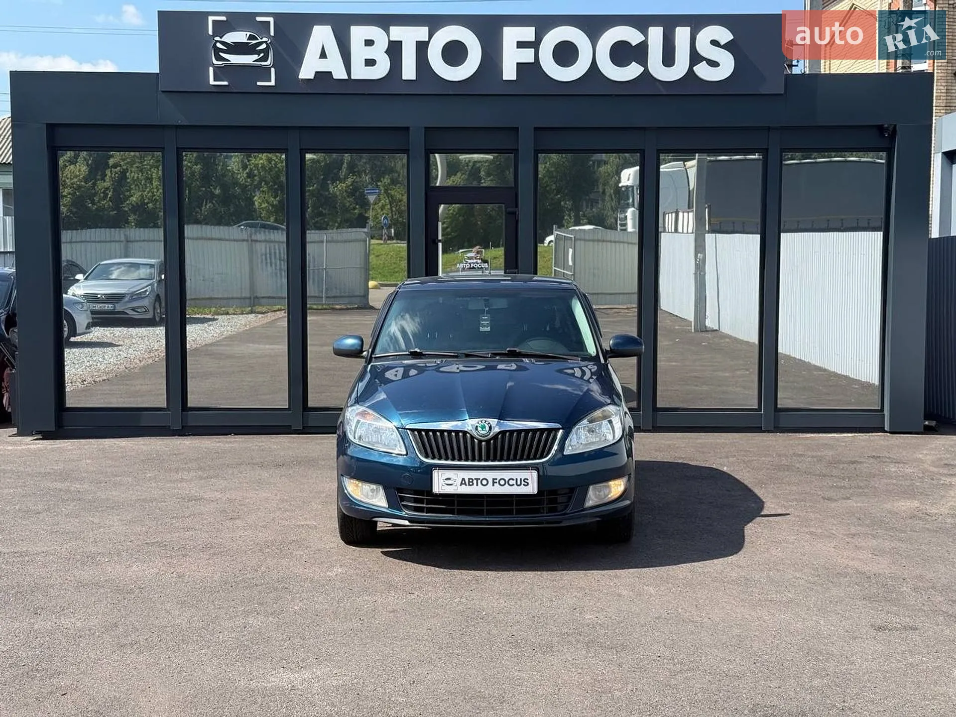 2011 Skoda Fabia - мініатюра 3