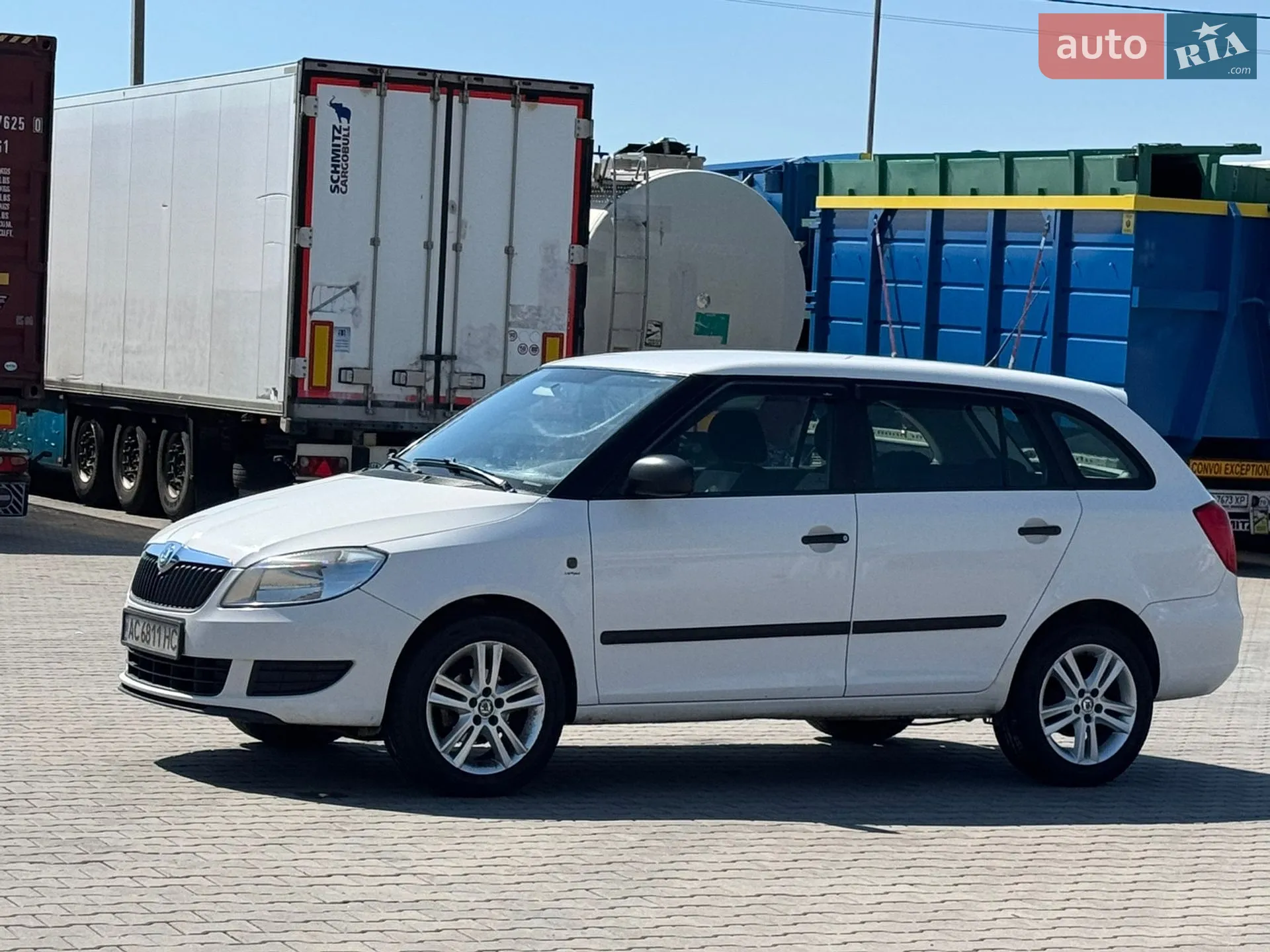 2010 Skoda Fabia - мініатюра 4