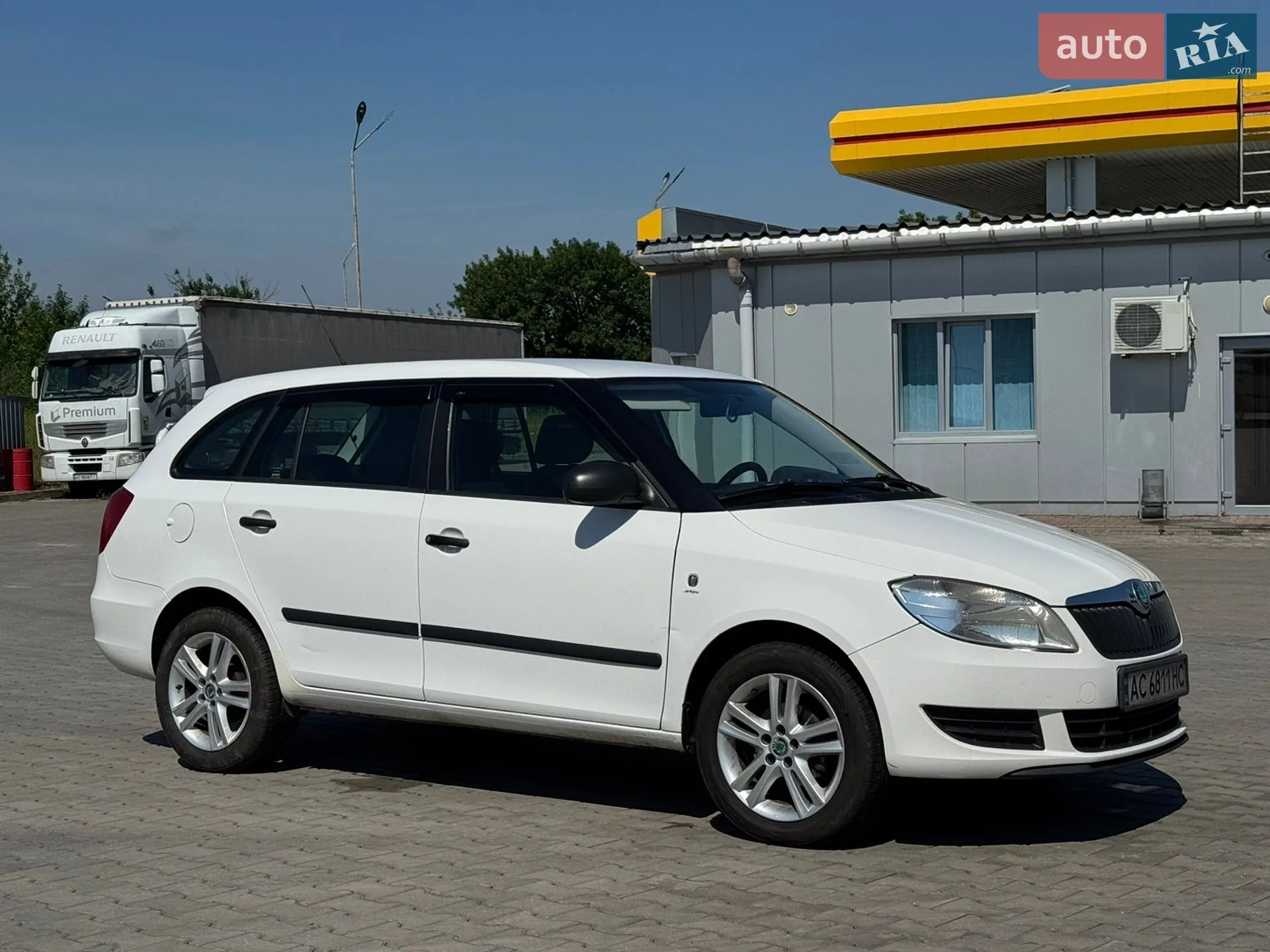 2010 Skoda Fabia - мініатюра 12