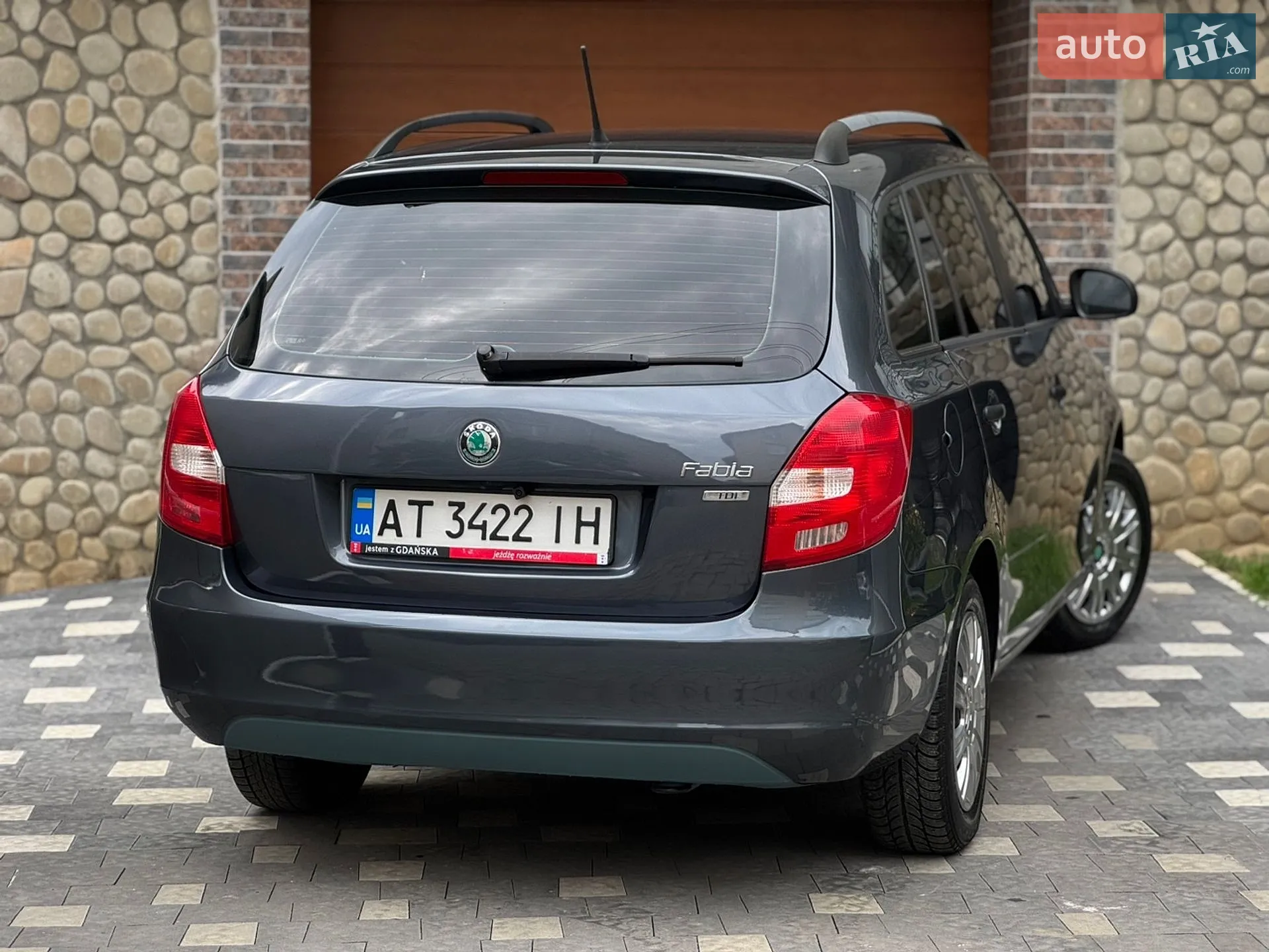 2012 Skoda Fabia - мініатюра 8