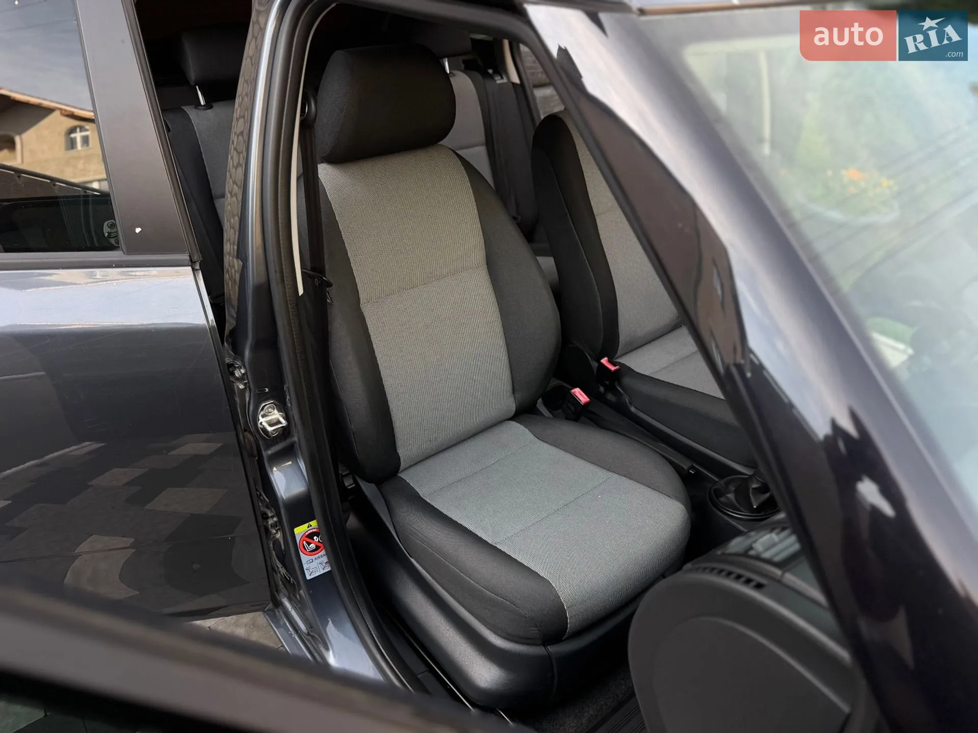 2012 Skoda Fabia - мініатюра 11