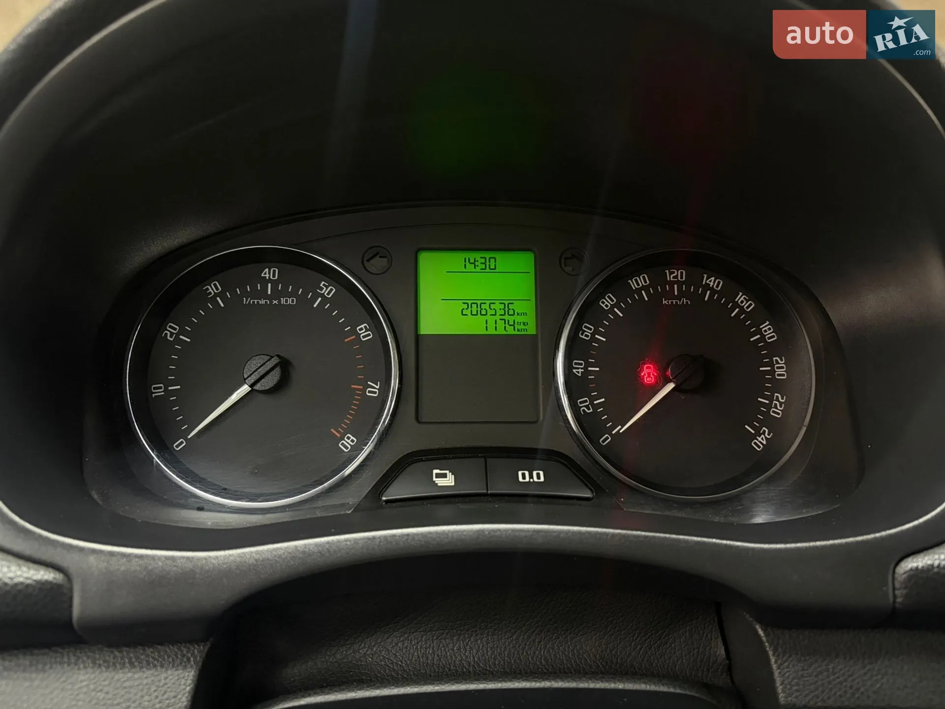 2010 Skoda Fabia - мініатюра 6