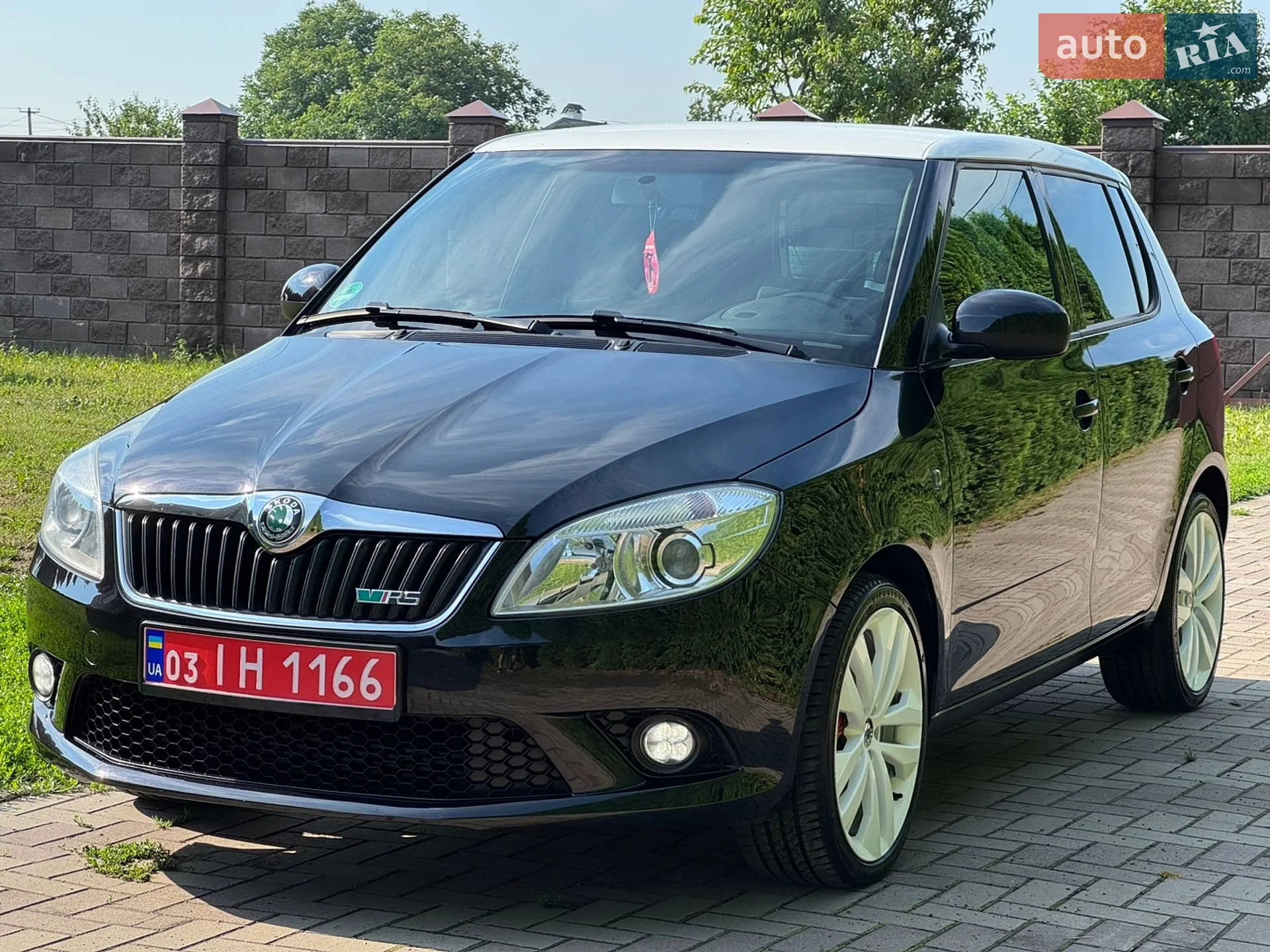 2010 Skoda Fabia - мініатюра 7