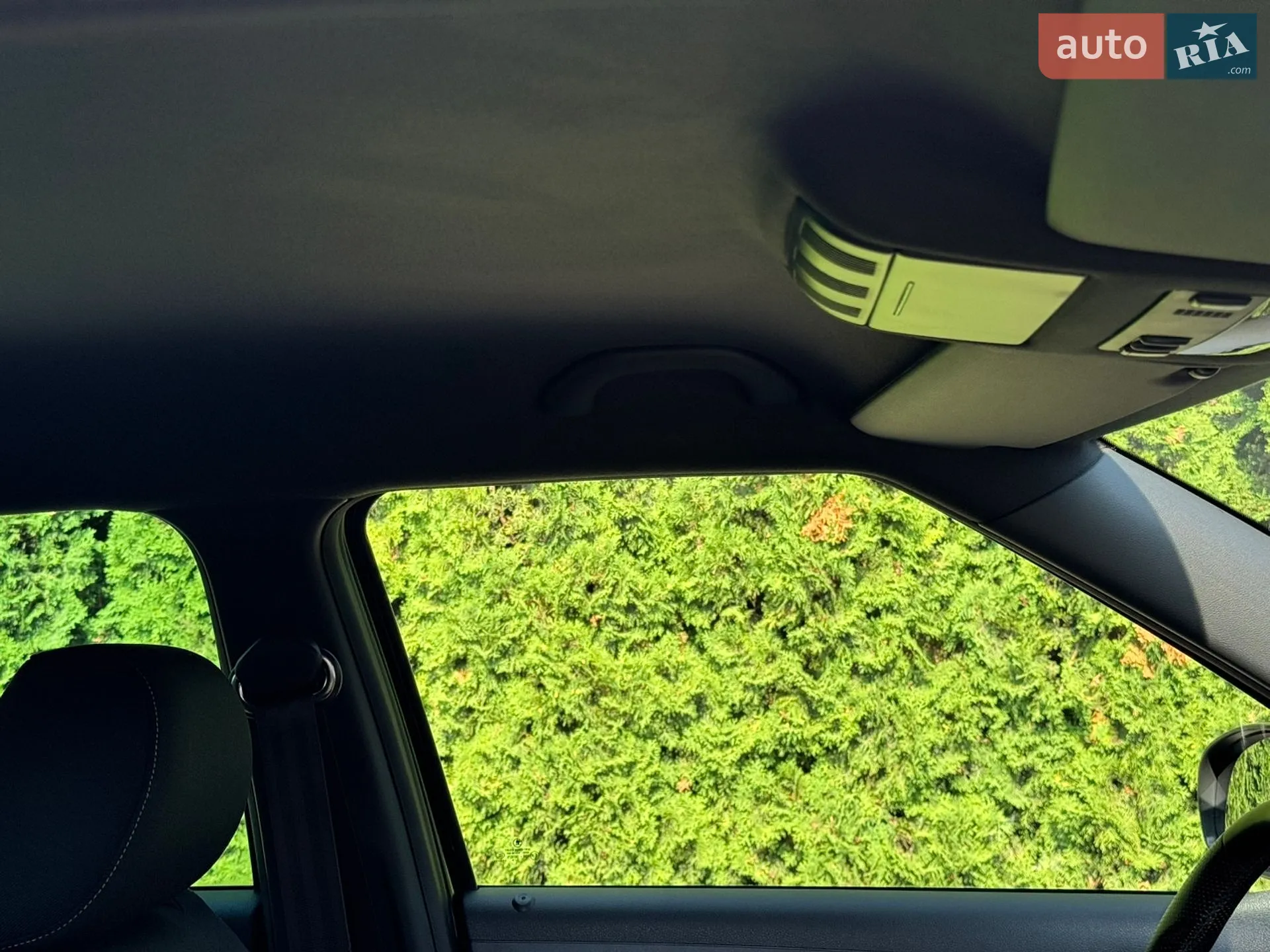 2010 Skoda Fabia - мініатюра 47
