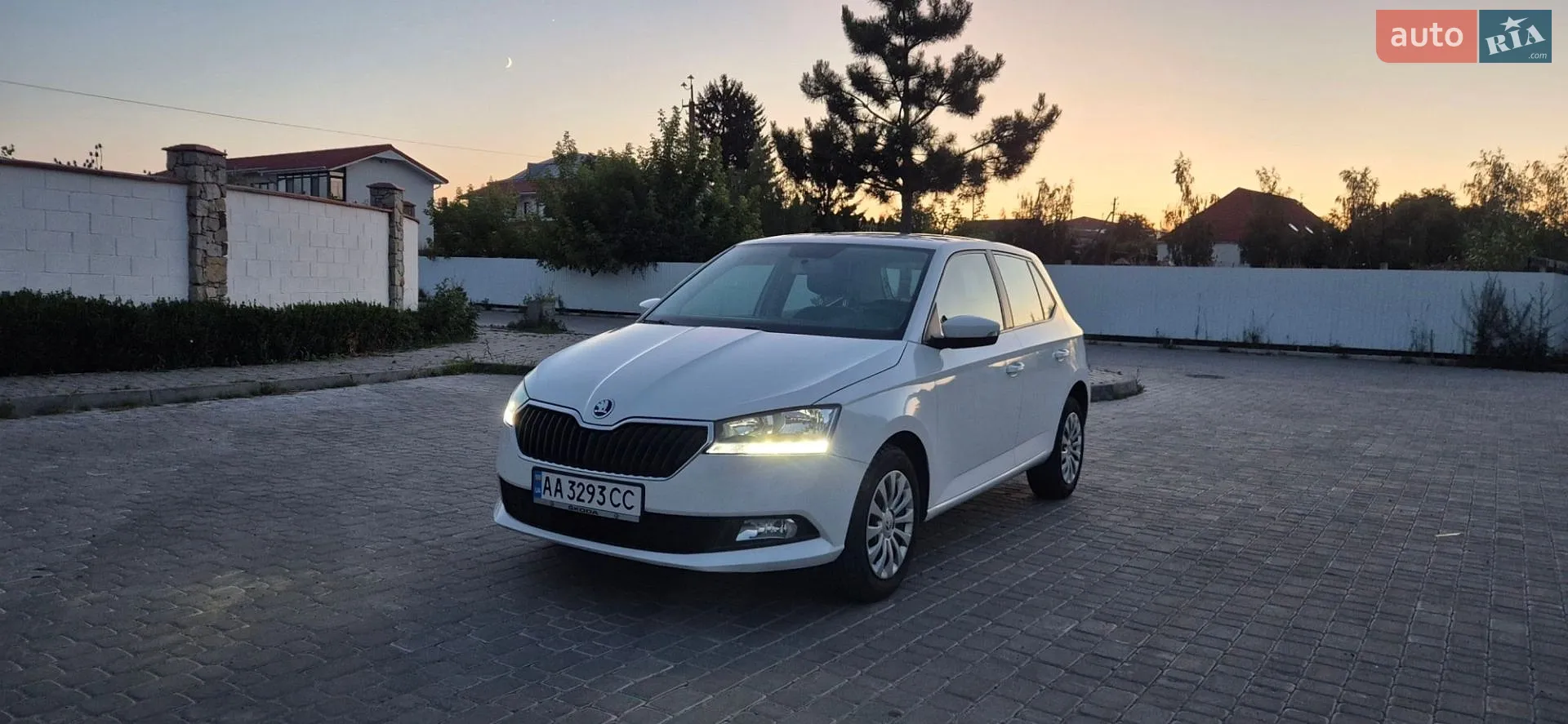 2019 Skoda Fabia - мініатюра 2