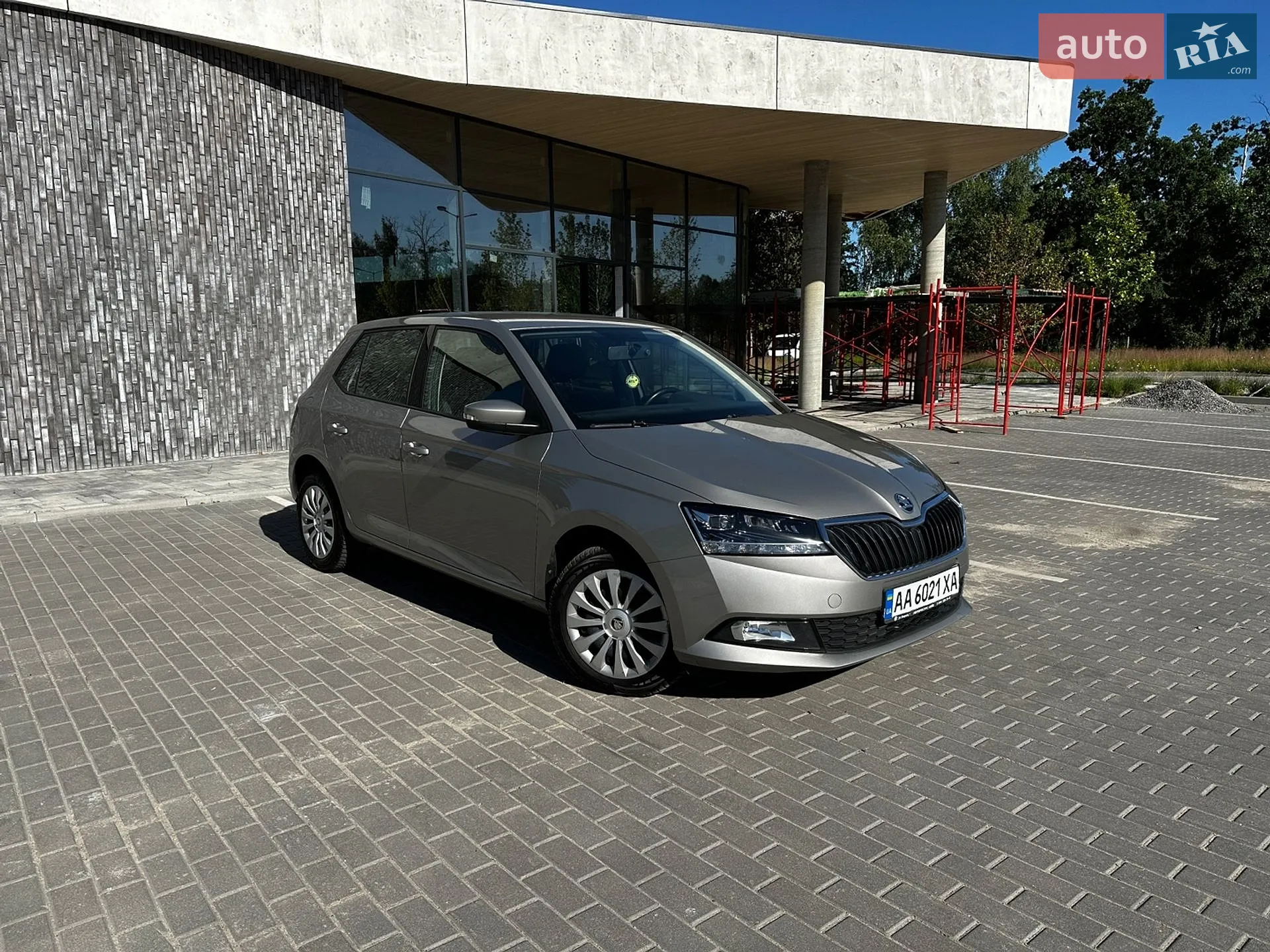 2018 Skoda Fabia - мініатюра 2
