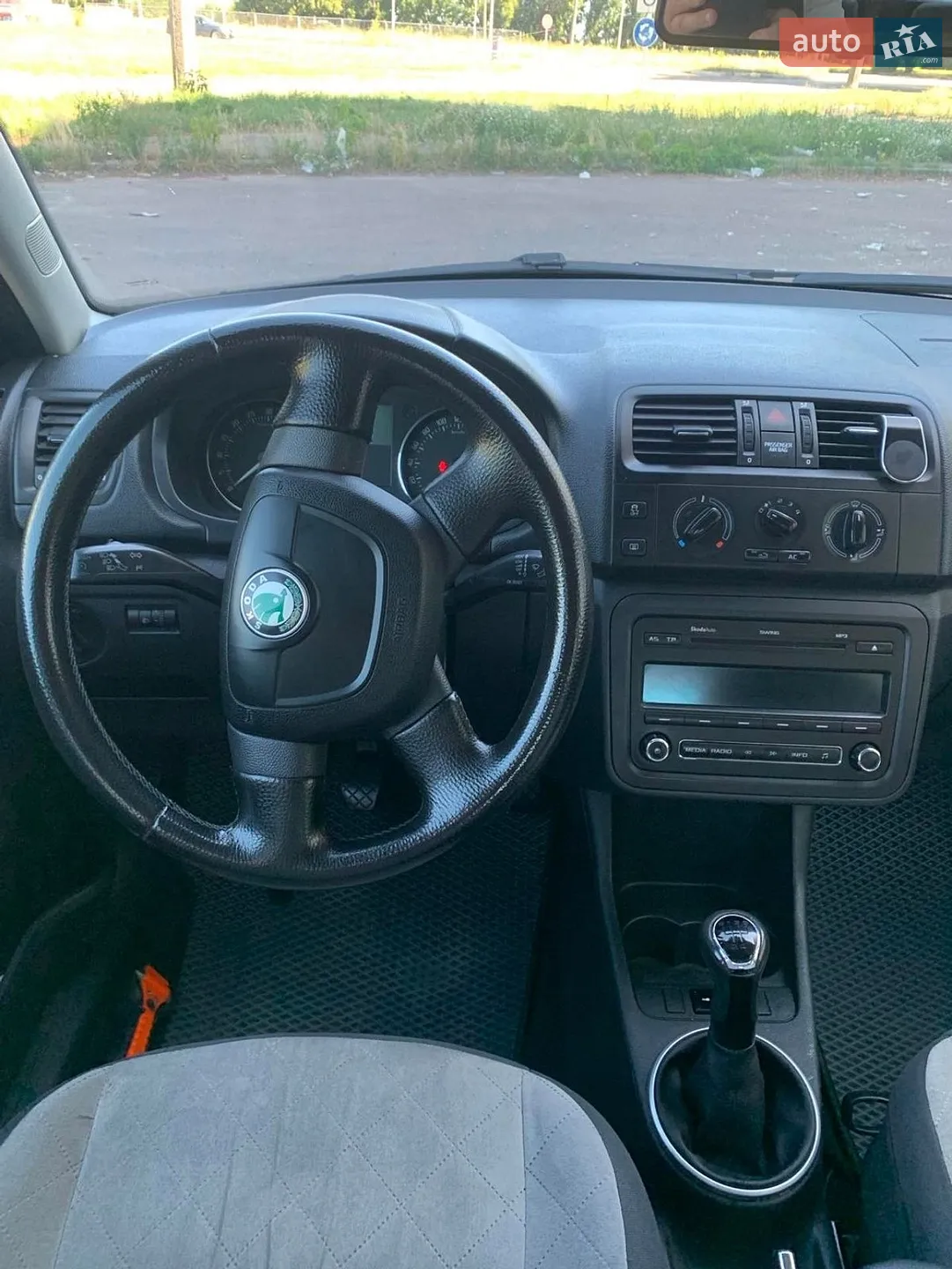 2012 Skoda Fabia - мініатюра 17
