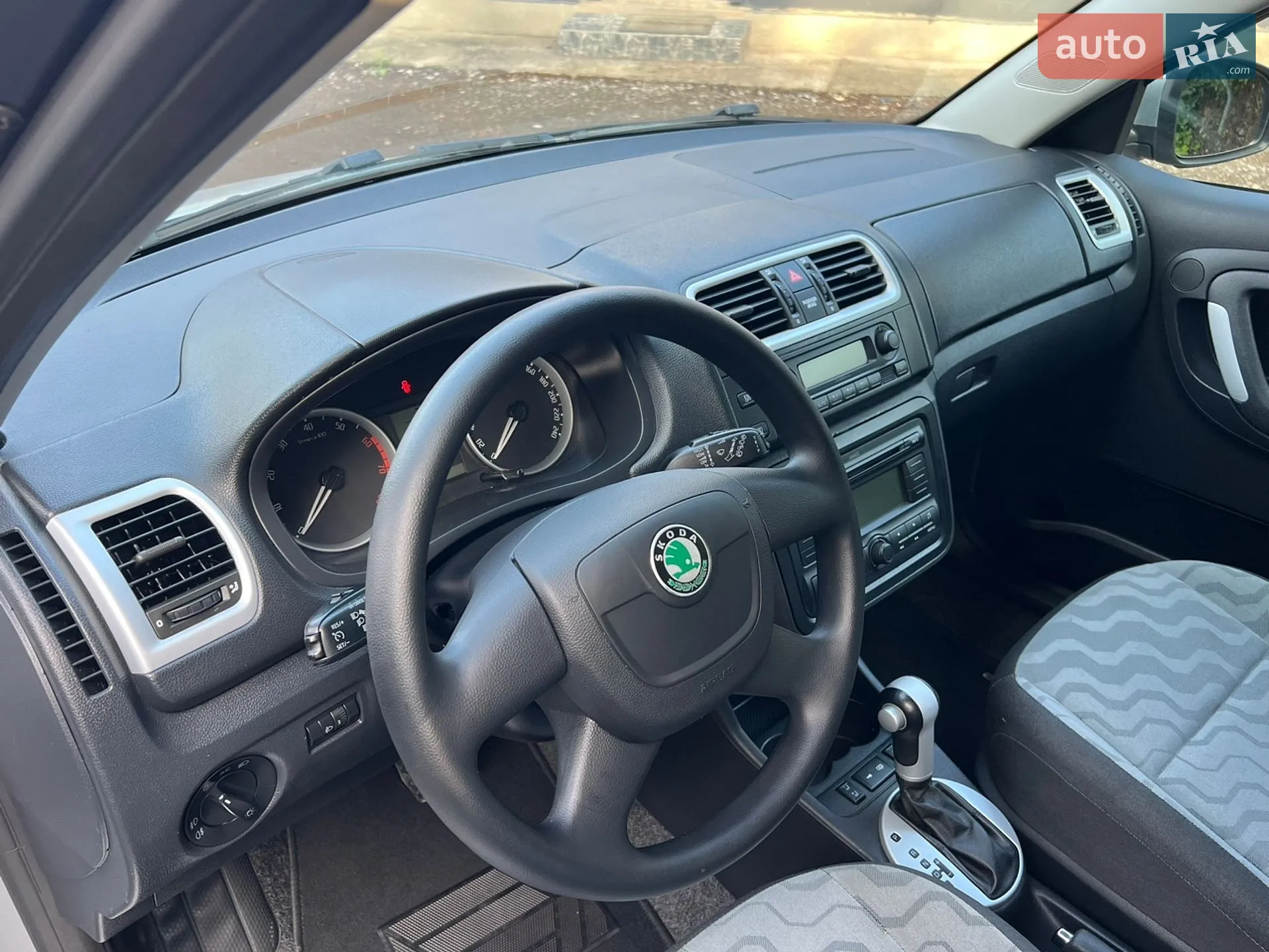 2010 Skoda Fabia - мініатюра 37
