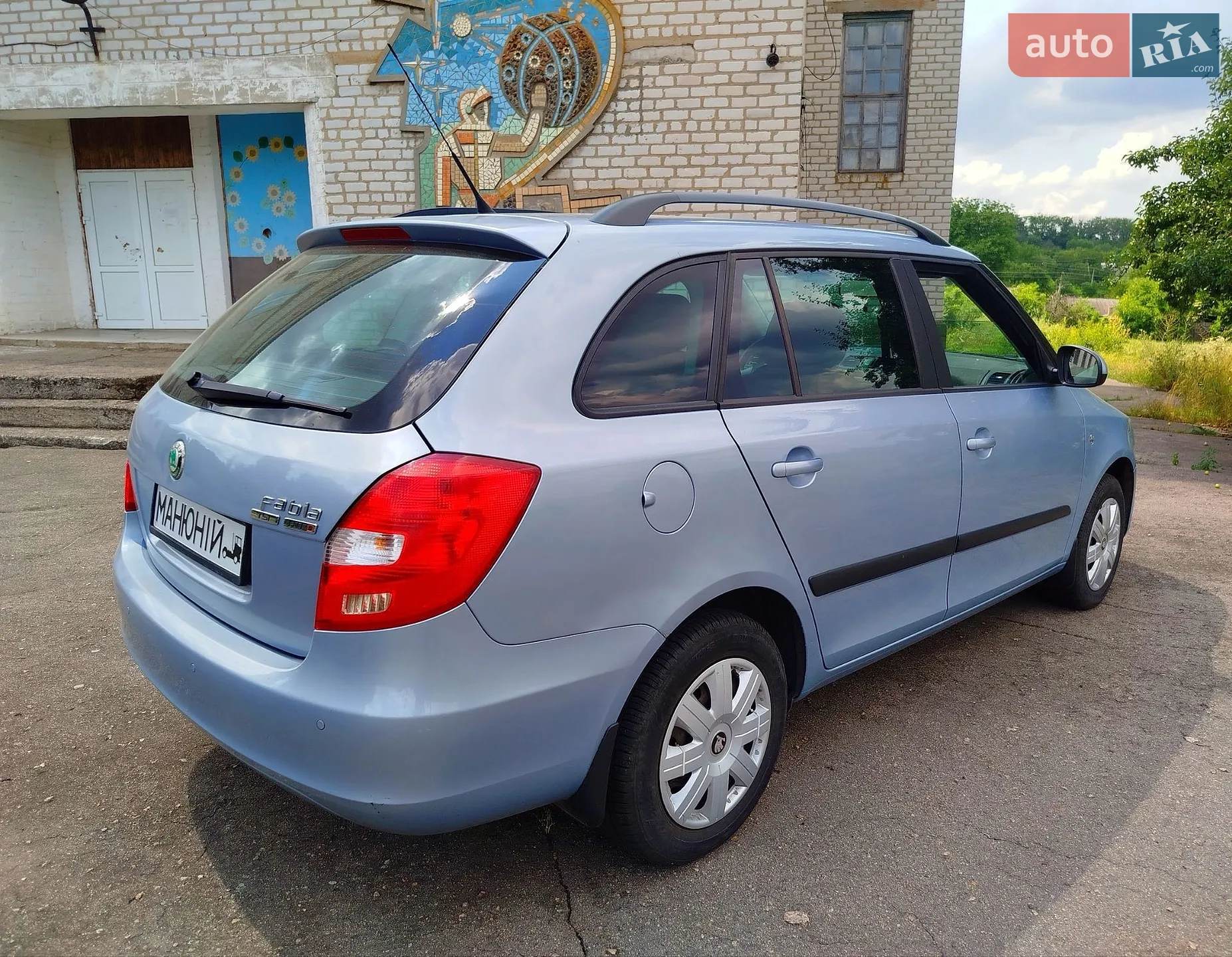 2010 Skoda Fabia - мініатюра 15