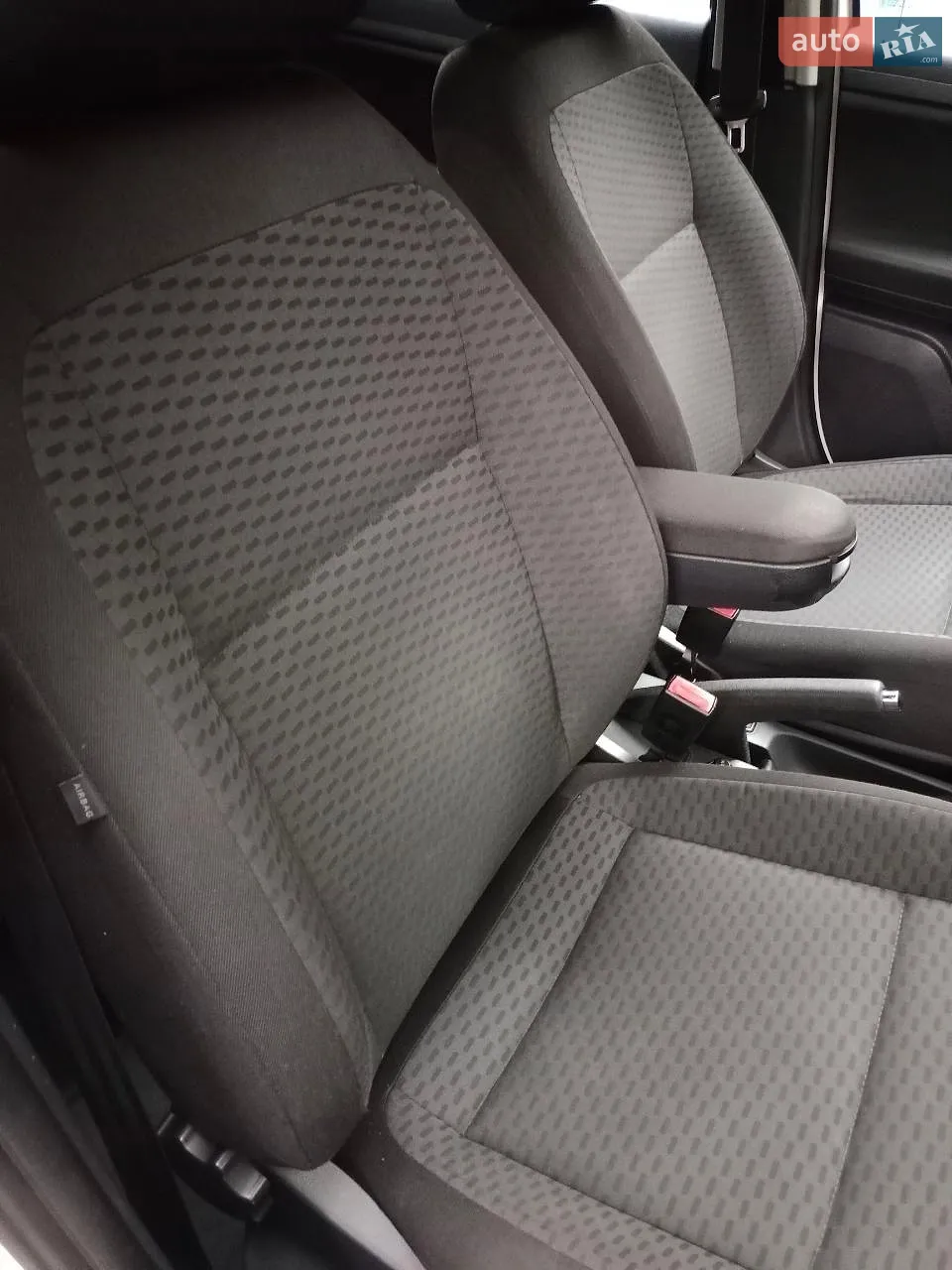 2011 Skoda Fabia - мініатюра 33