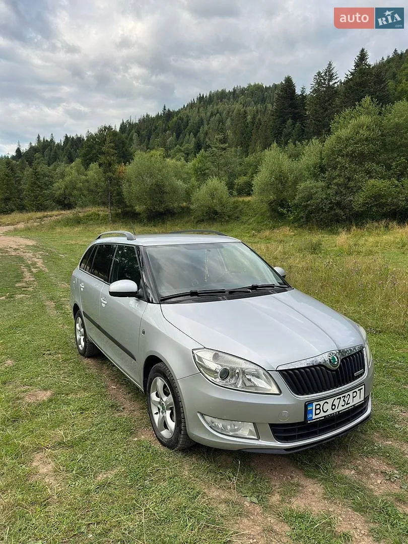 2012 Skoda Fabia - мініатюра 5