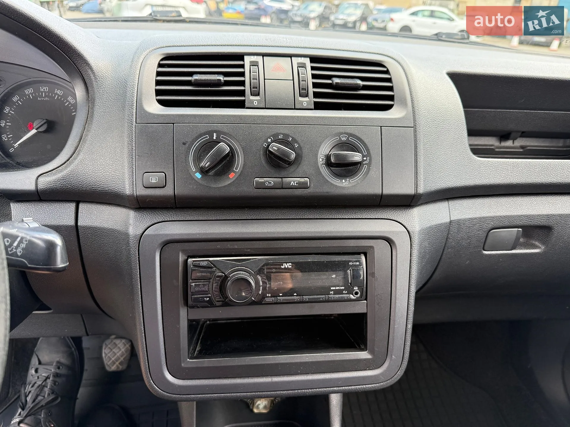 2012 Skoda Fabia - мініатюра 12
