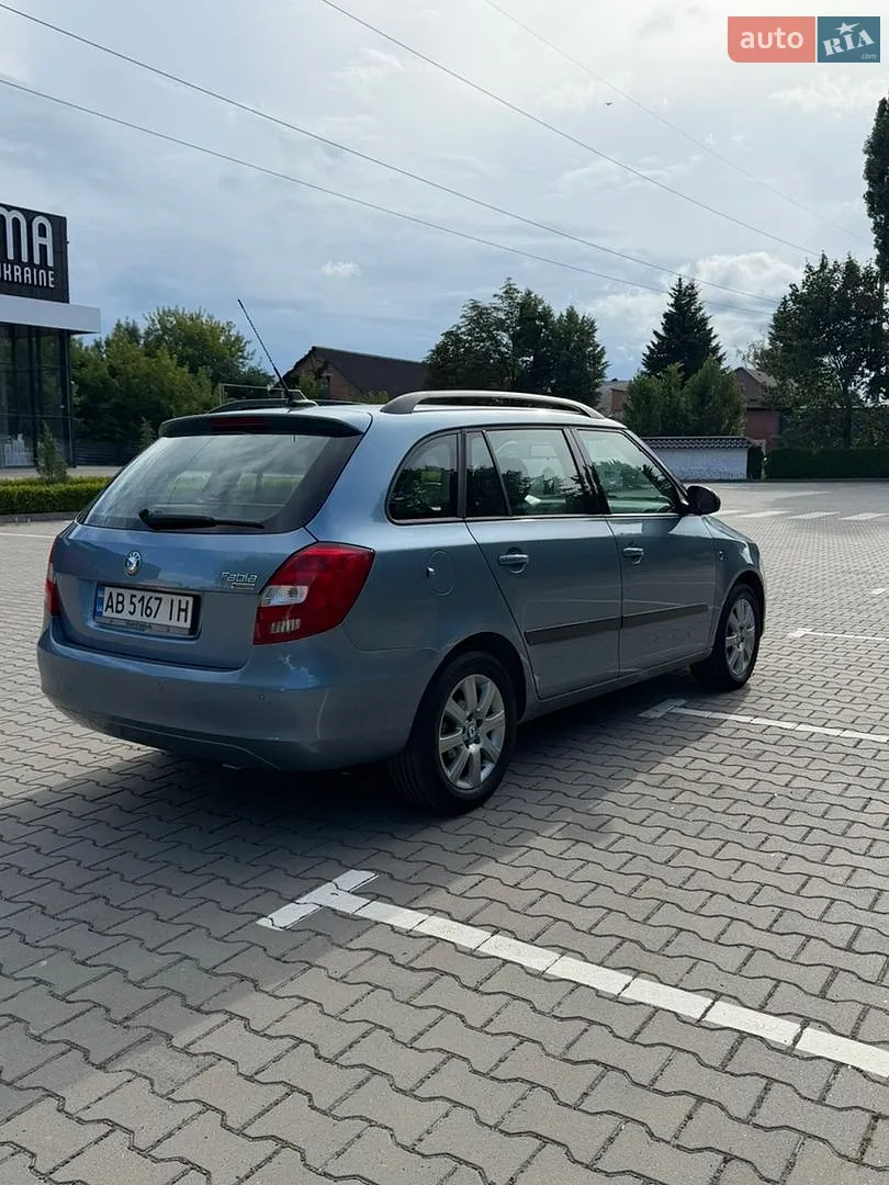 2010 Skoda Fabia - мініатюра 6