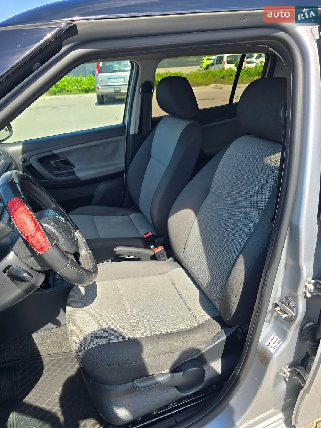 2012 Skoda Fabia - мініатюра 10