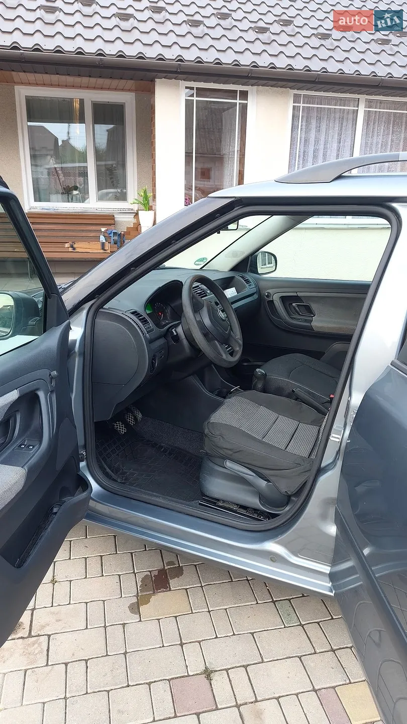 2013 Skoda Fabia - мініатюра 10
