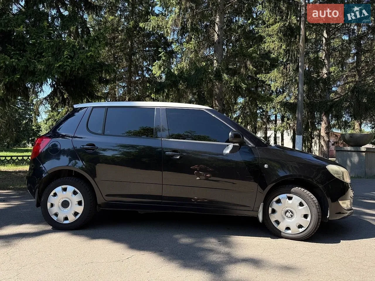2011 Skoda Fabia - мініатюра 4