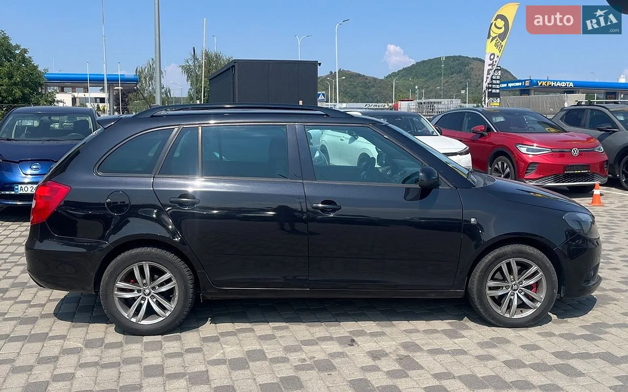 2010 Skoda Fabia - мініатюра 8